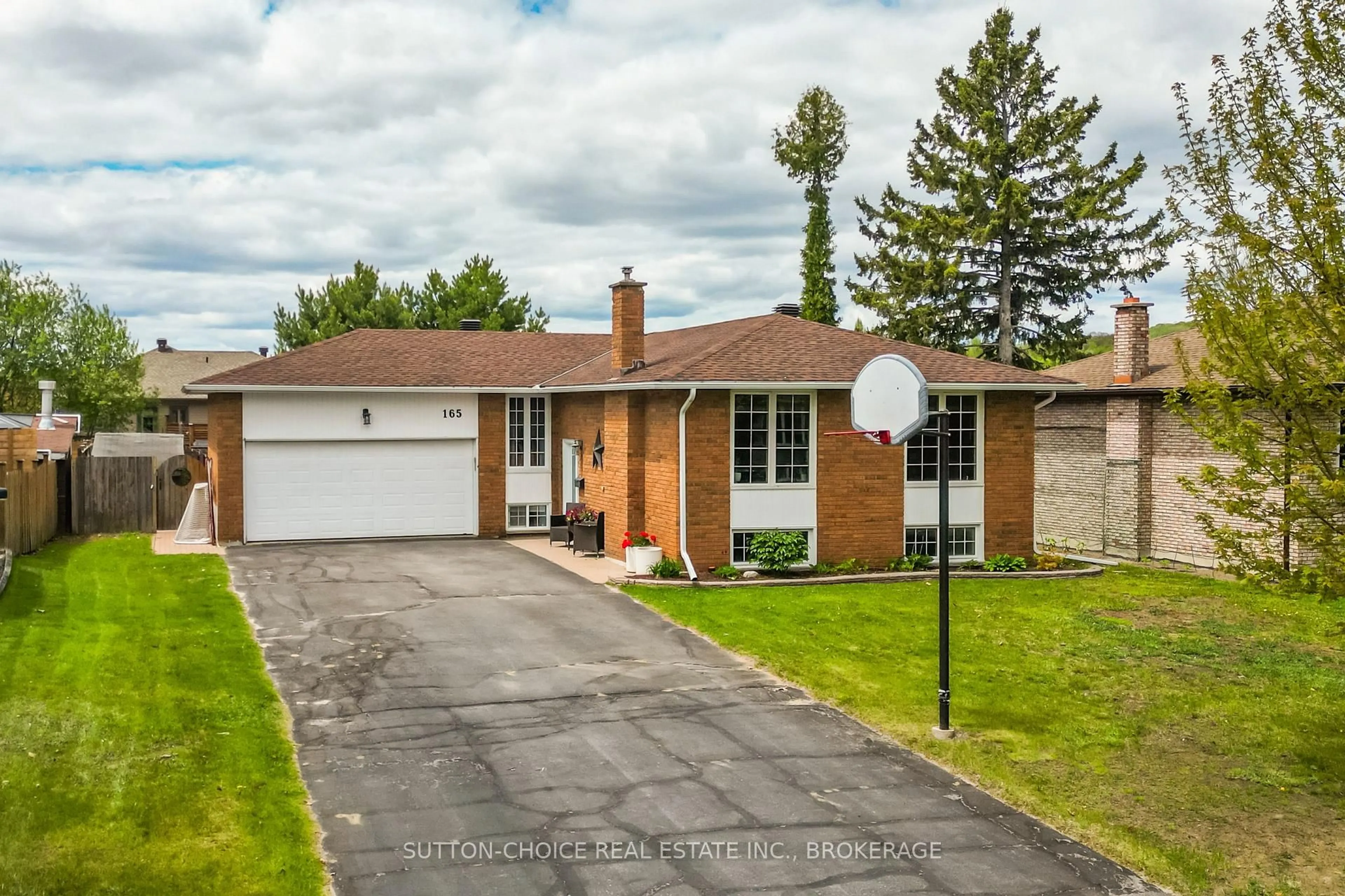 Home with brick exterior material, street for 165 Macbeth Cres, North Bay Ontario P1B 7X7