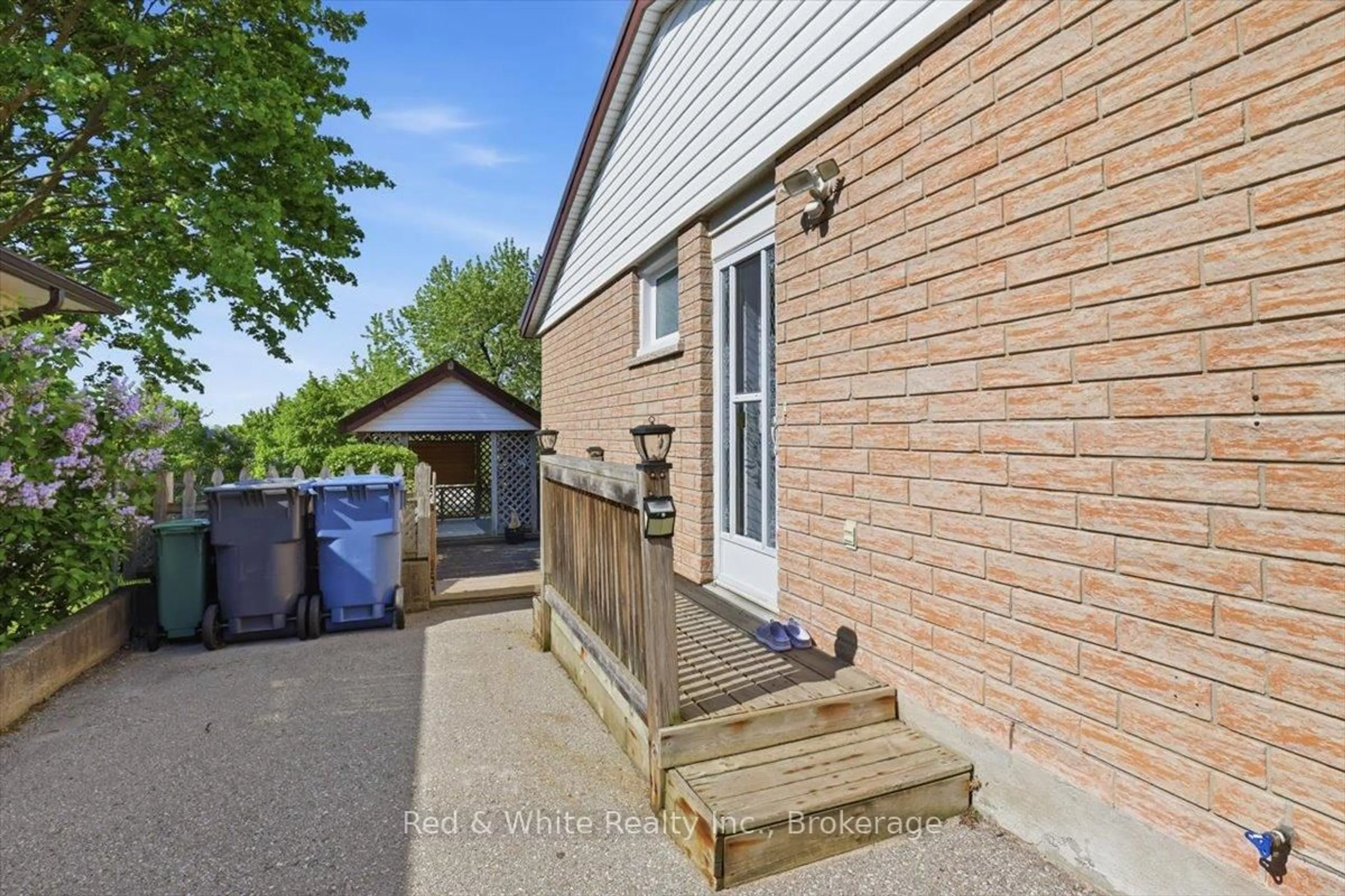 Unknown for 43 Mcilwraith Cres, Guelph Ontario N1E 6J4