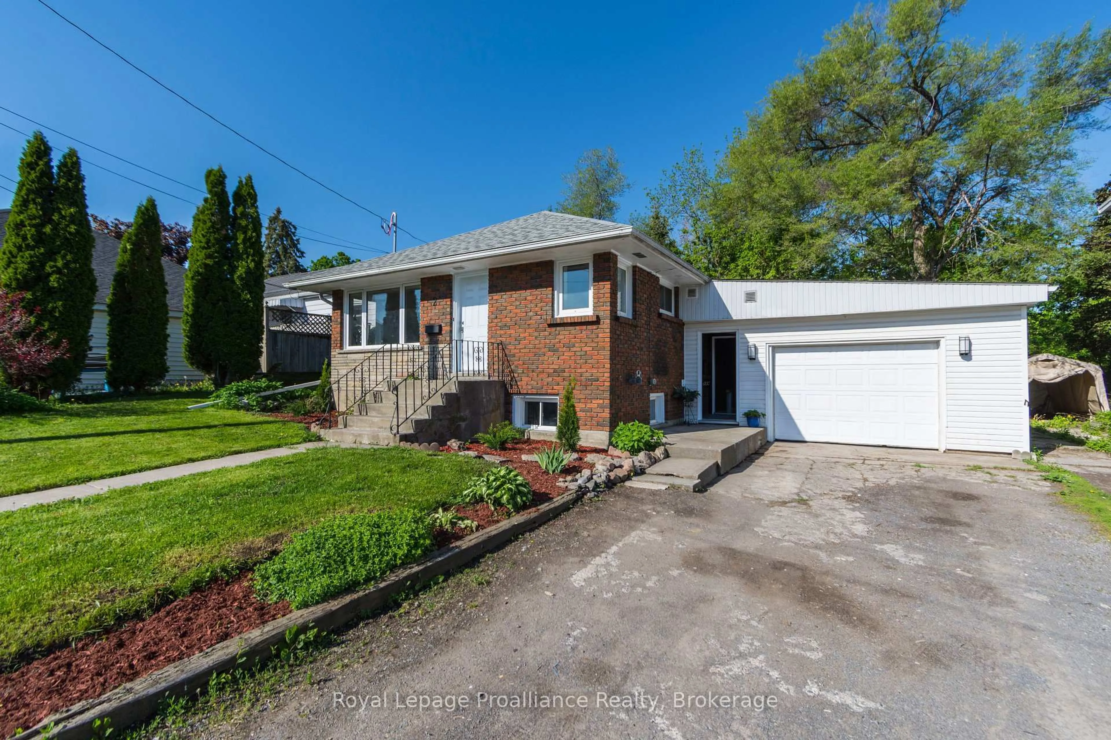 A pic from outside/outdoor area/front of a property/back of a property/a pic from drone, street for 2 Bettes St, Belleville Ontario K8N 3N3