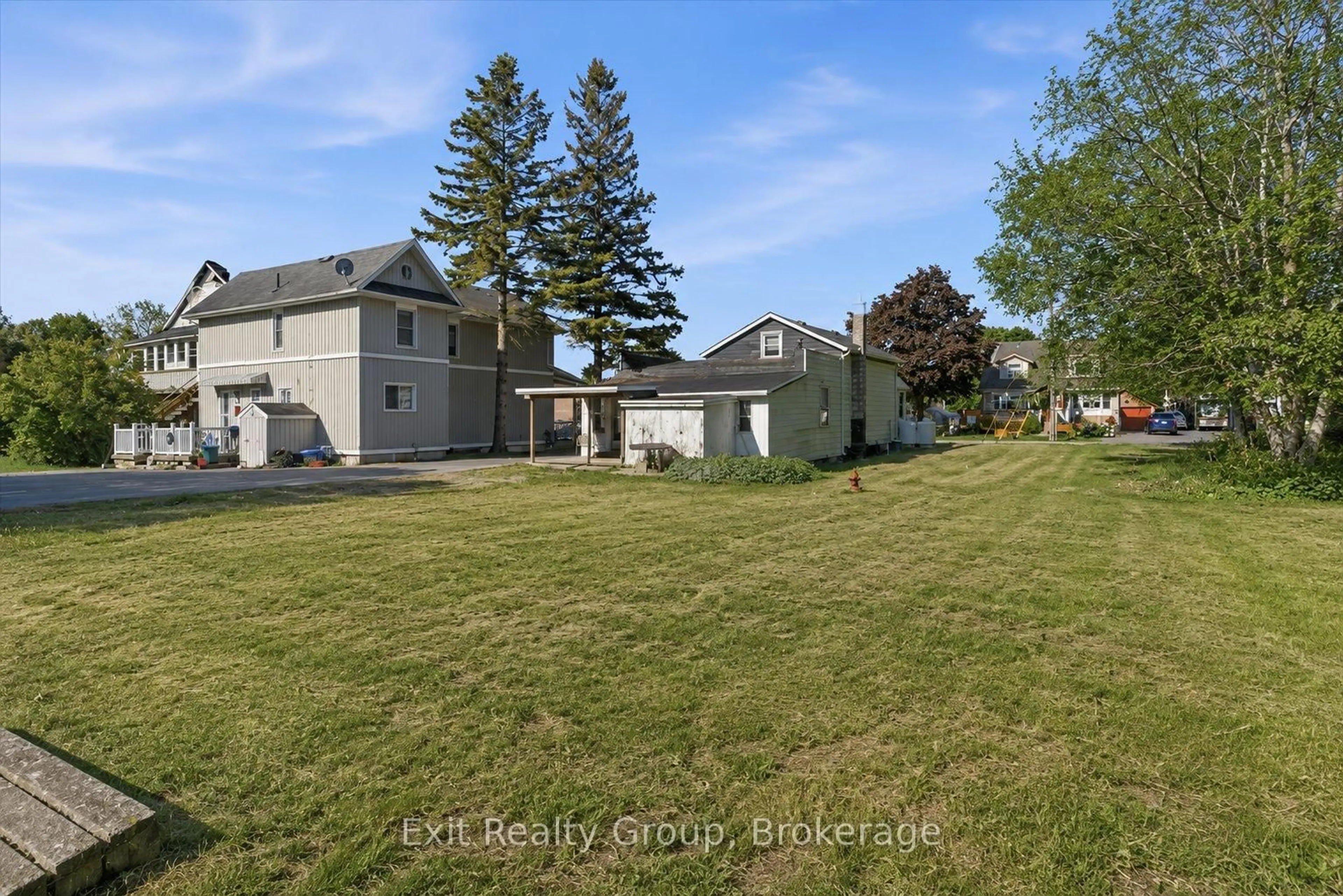 A pic from outside/outdoor area/front of a property/back of a property/a pic from drone, street for 27 Young St, Brighton Ontario K0K 1H0