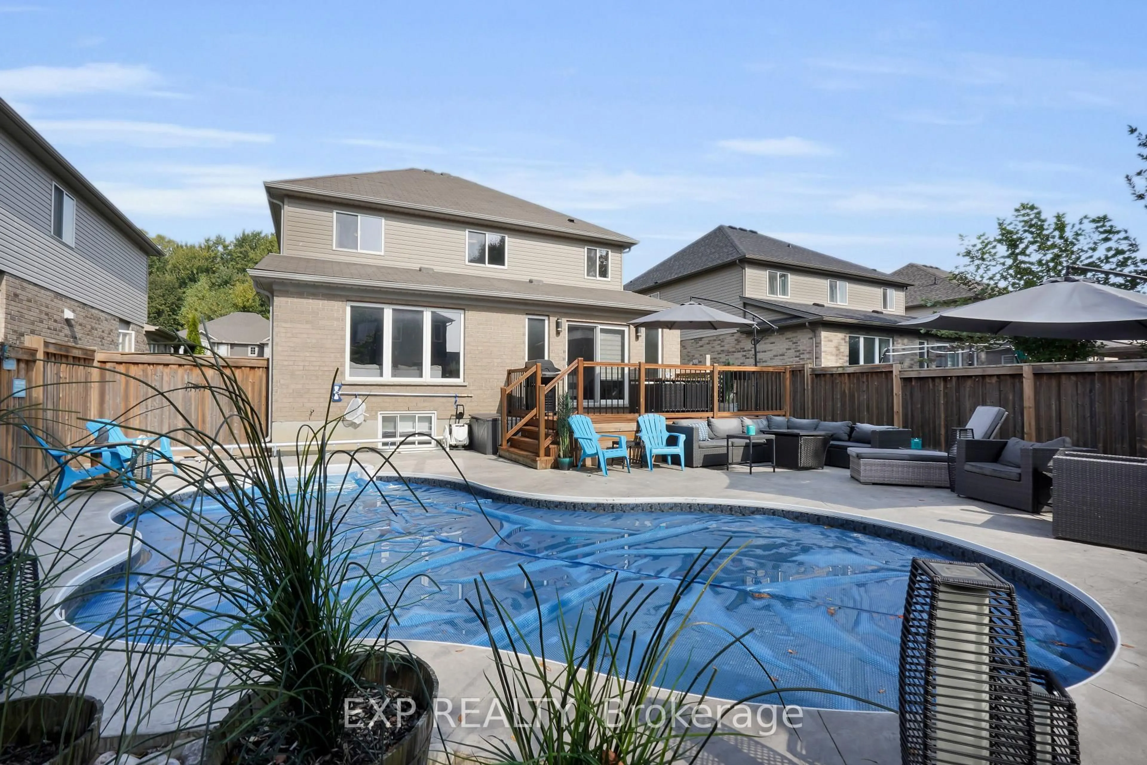Unknown for 919 FOXCREEK Rd, London North Ontario N6G 0H1