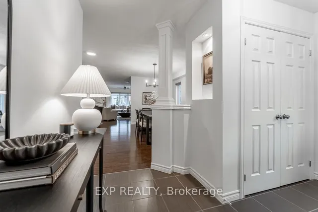 919 FOXCREEK Rd, London North 5
