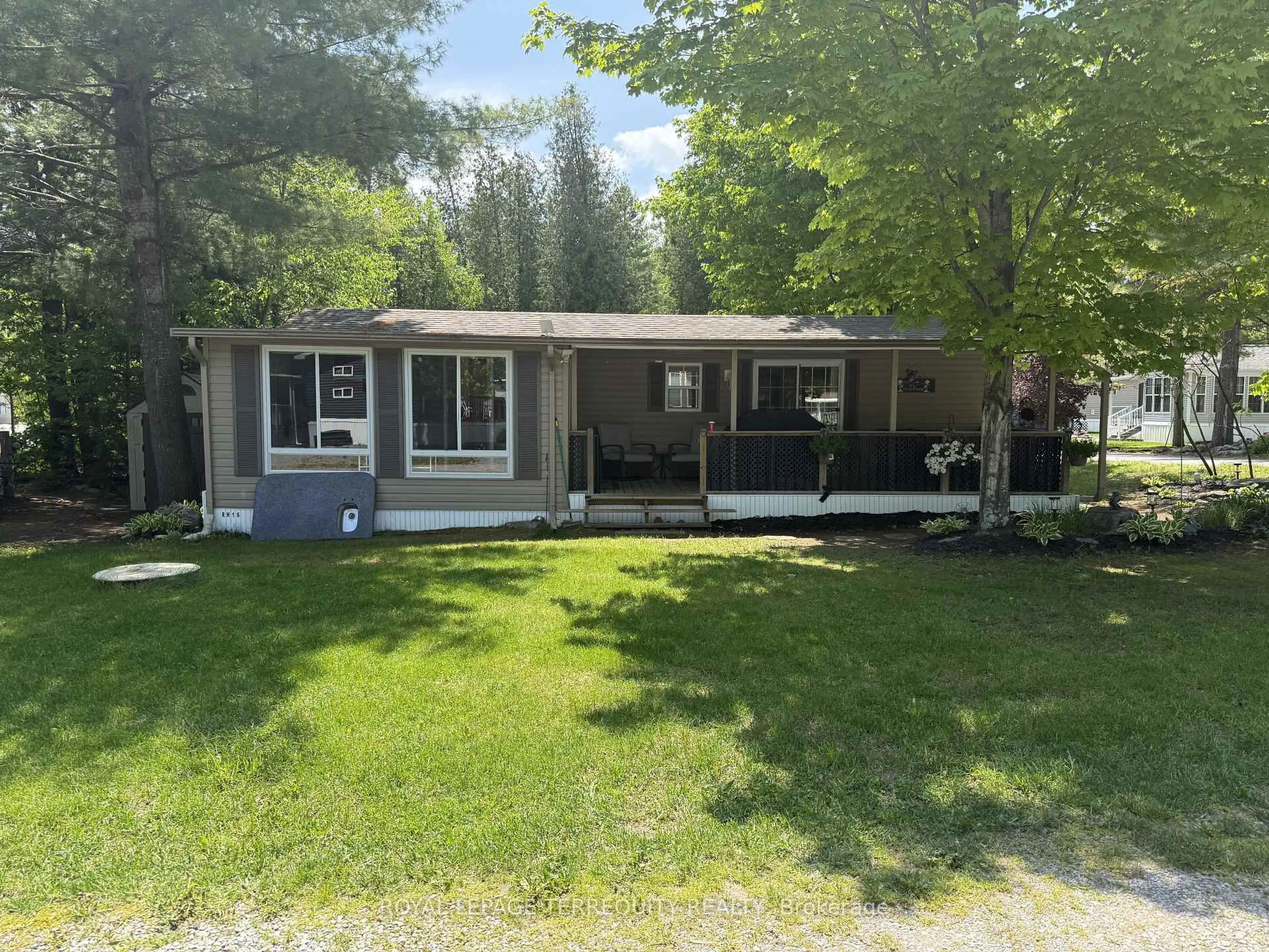 Unknown for 16 Rockhaven, Selwyn Ontario K0L 2H0