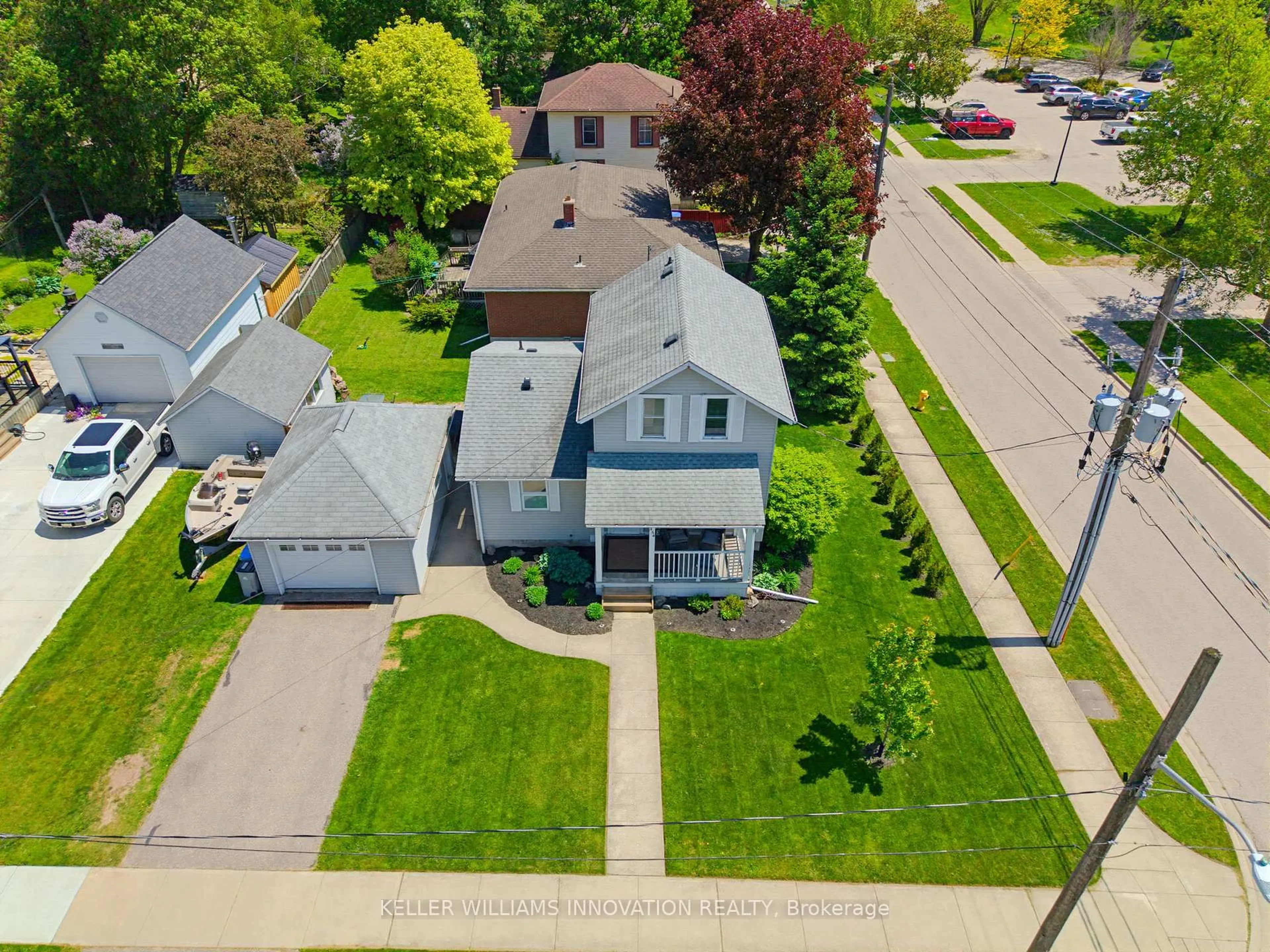 A pic from outside/outdoor area/front of a property/back of a property/a pic from drone, street for 454 York Ave, North Perth Ontario N4W 2X7