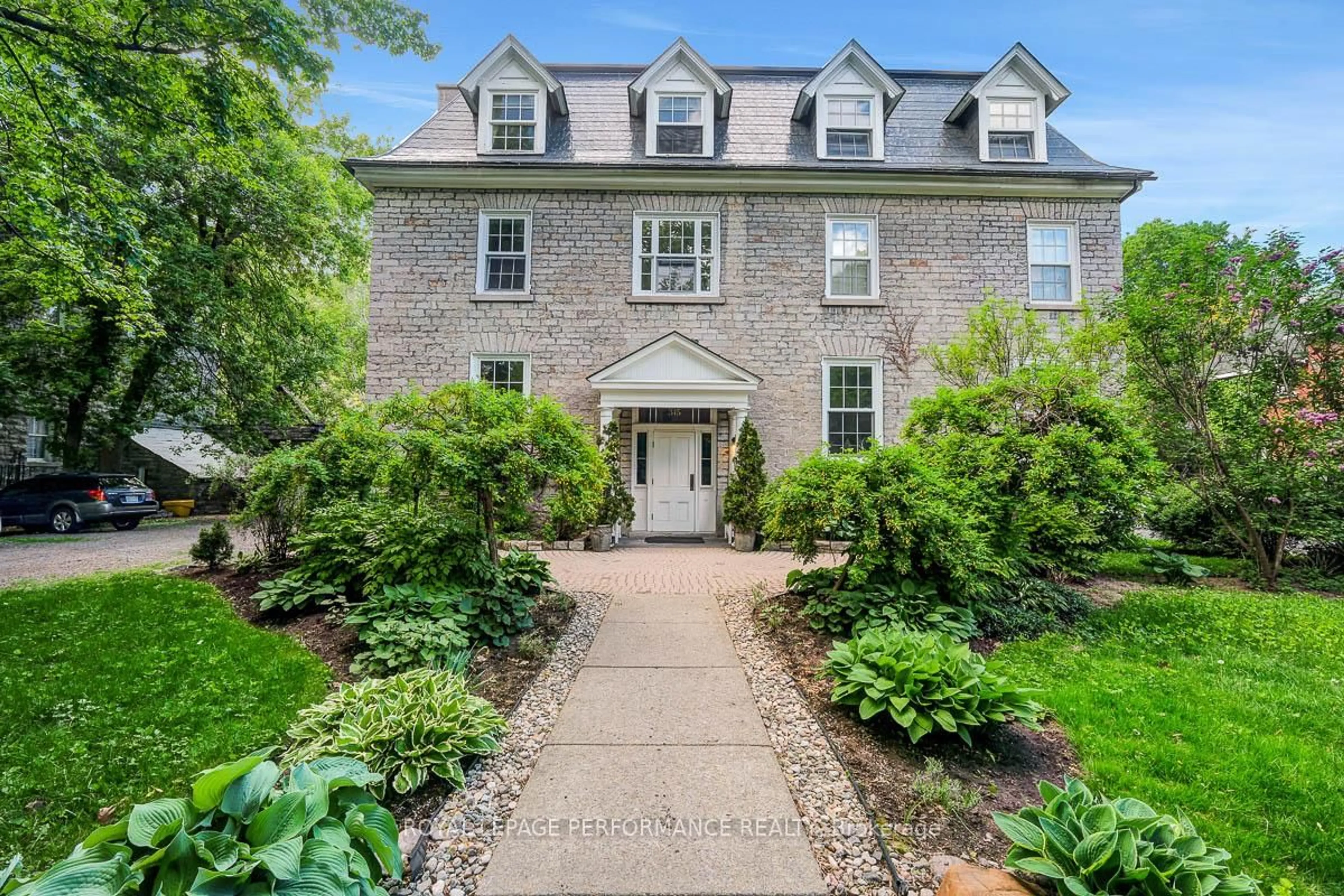 Home with brick exterior material, street for 315 Daly Ave #3, Ottawa Ontario K1N 6G6