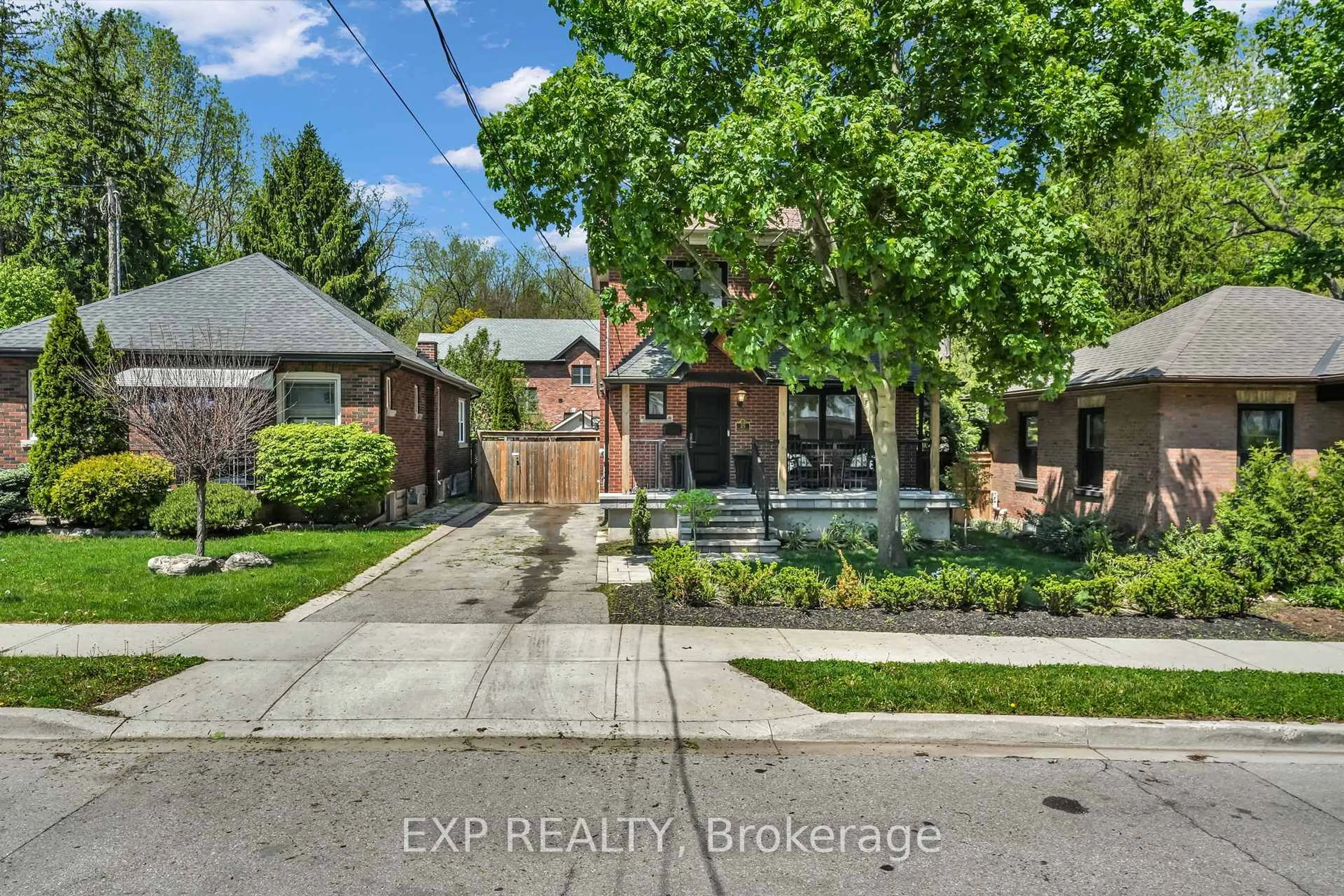 Unknown for 25 Park St, Hamilton Ontario L9H 1C9