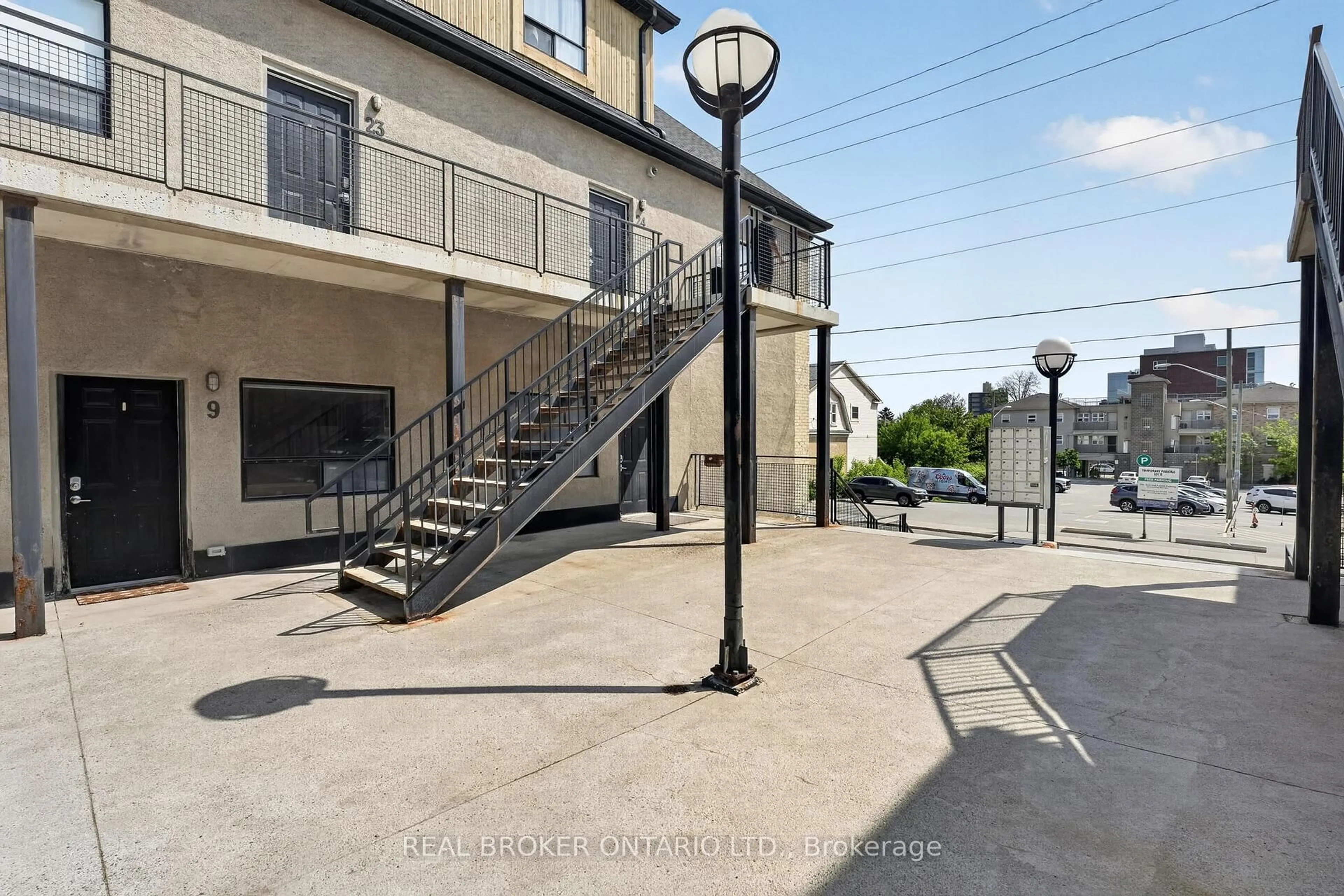 Patio, street for 12 Bridgeport Rd #9, Waterloo Ontario N2J 2J3