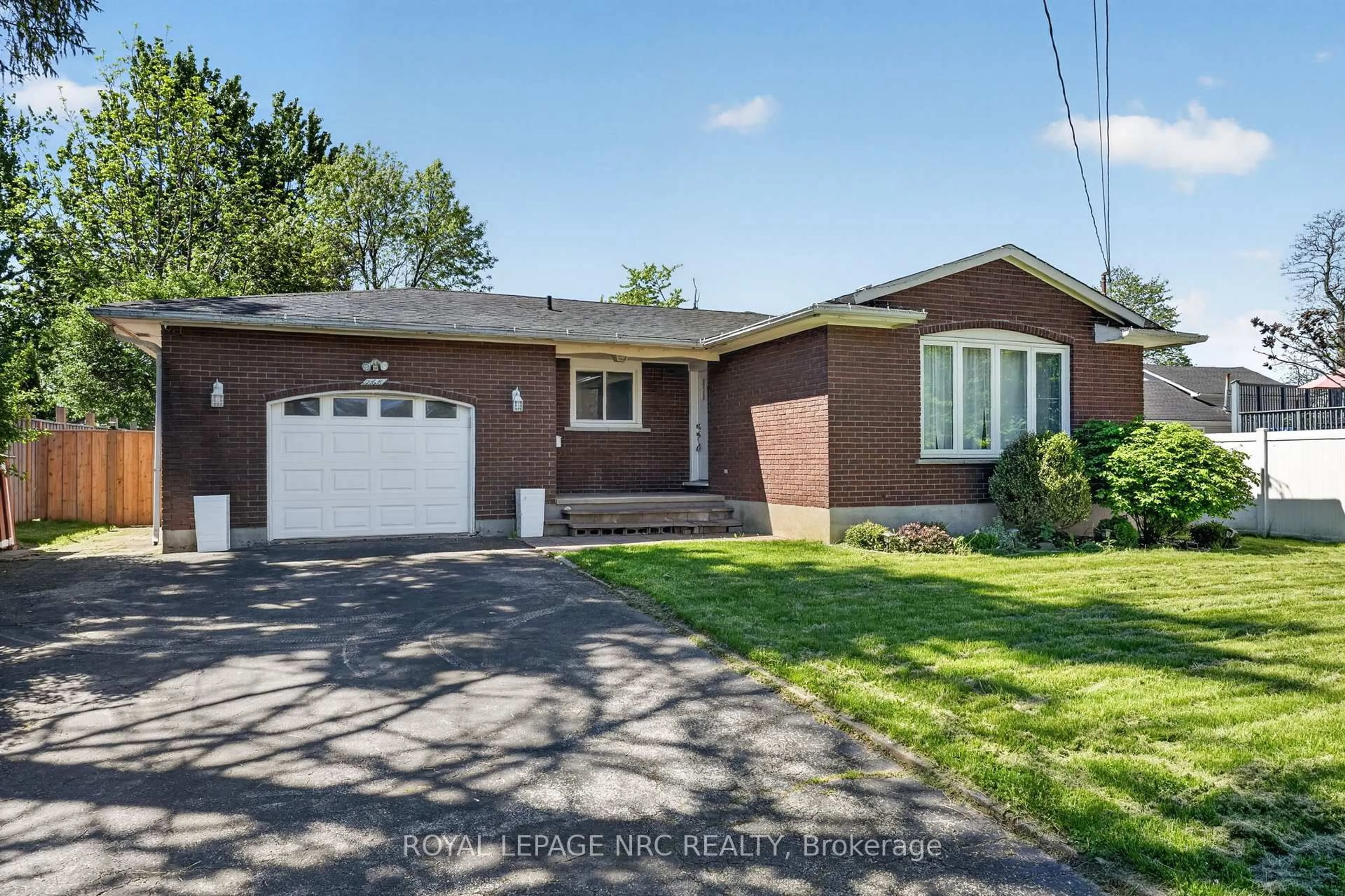 Home with brick exterior material, street for 268 Henrietta St, Fort Erie Ontario L2A 2K7