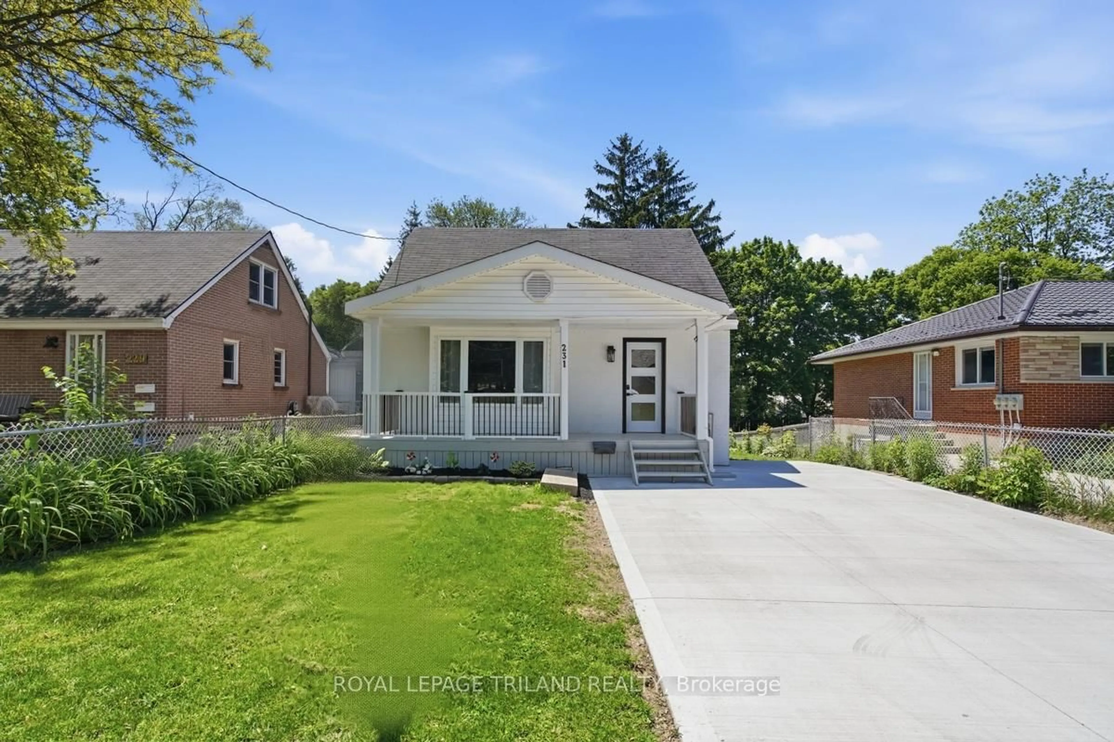 Unknown for 231 Taylor St, London East Ontario N5Y 2J6