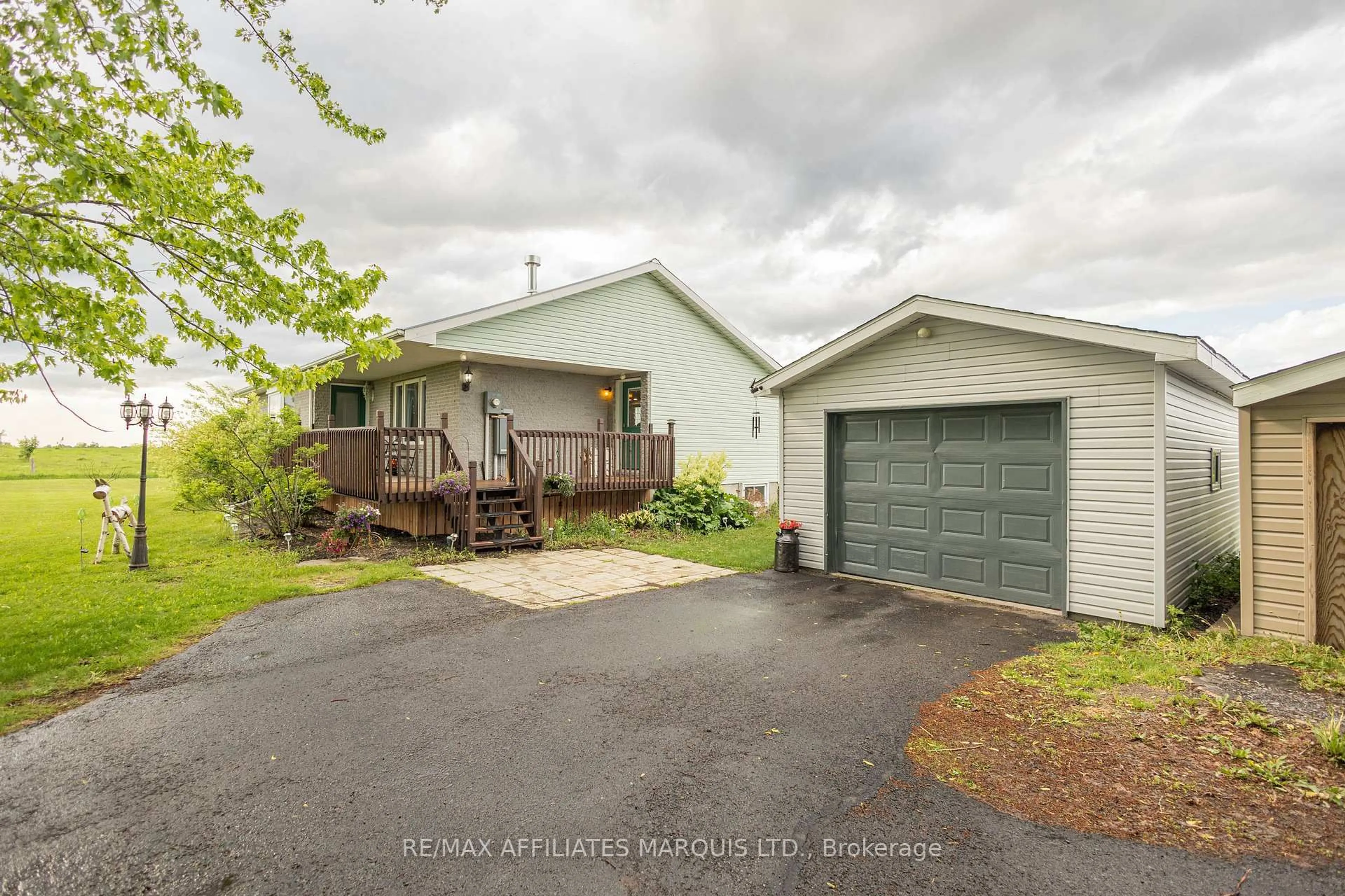 A pic from outside/outdoor area/front of a property/back of a property/a pic from drone, water/lake/river/ocean view for 16825 County Rd 15 Rd, North Stormont Ontario K0C 1W0