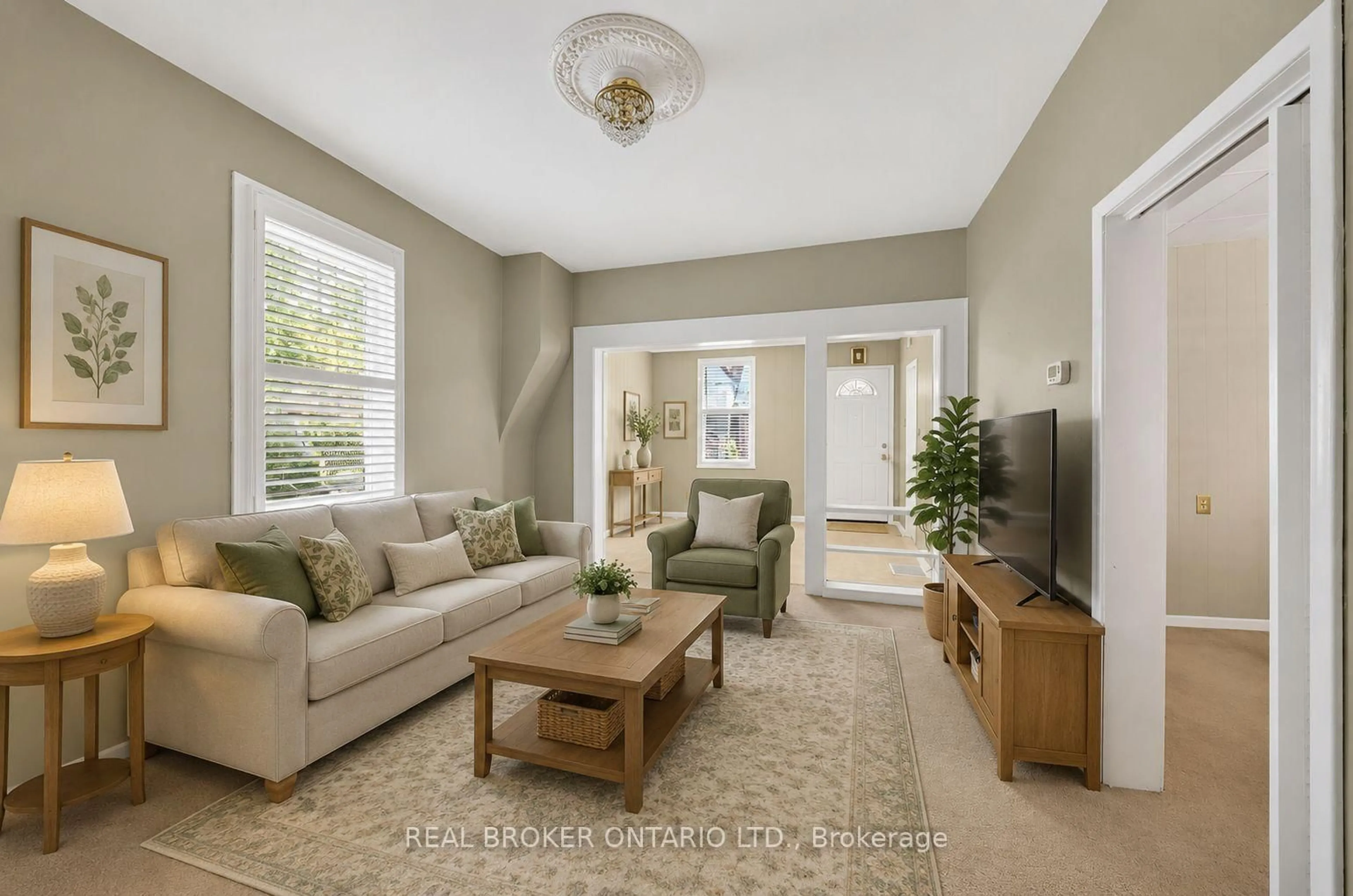 Living room with furniture, unknown for 70 Poulette St, Hamilton Ontario L8P 4E2