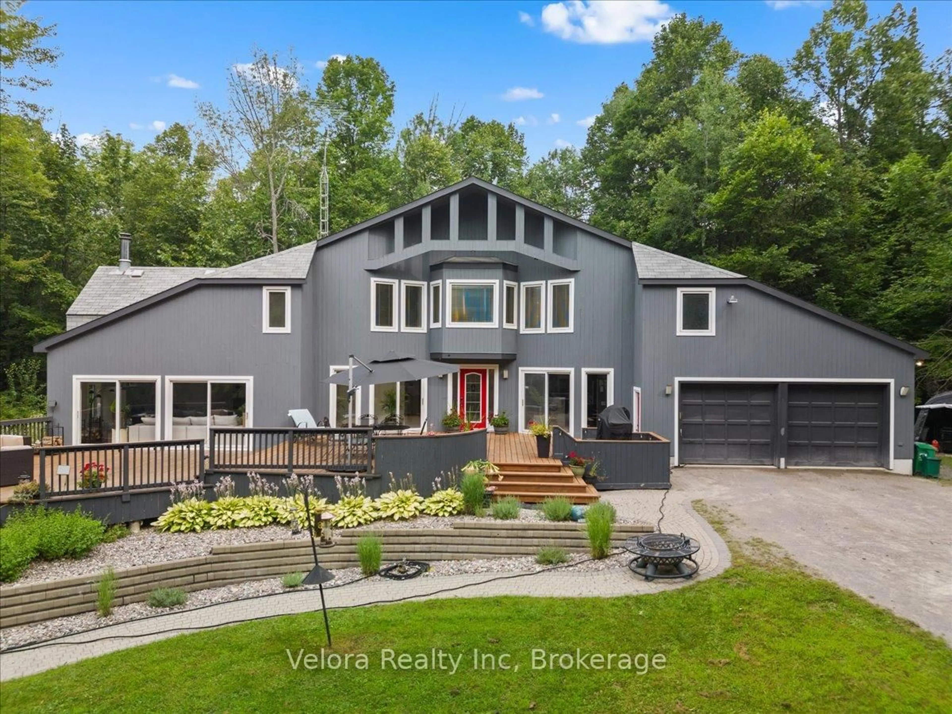 Home with vinyl exterior material, mountain view for 528 OPEONGO Rd, Renfrew Ontario K7V 2T5
