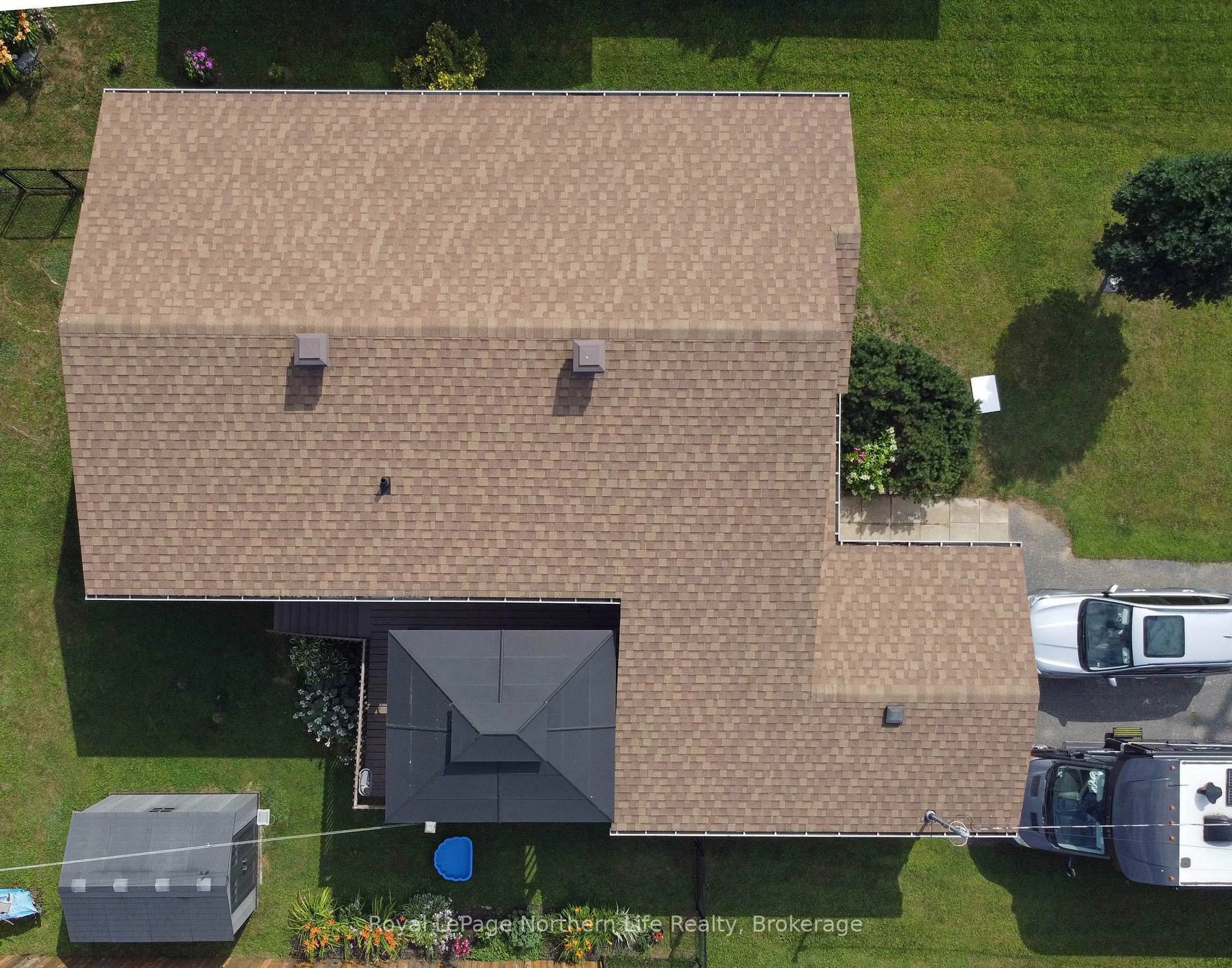 A pic from outside/outdoor area/front of a property/back of a property/a pic from drone, street for 7 Third St, West Nipissing Ontario P2B 3E6