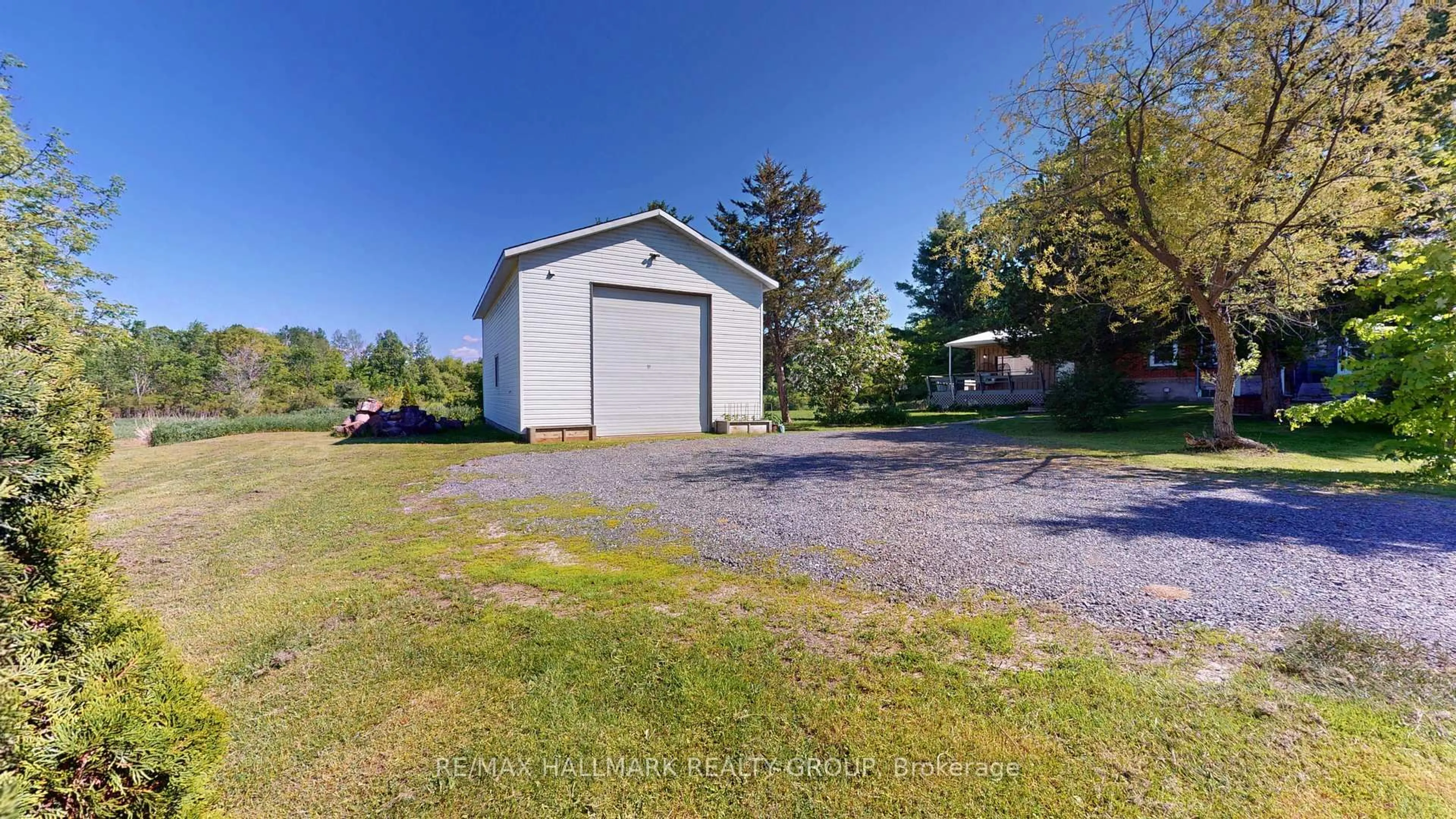 Unknown for 1423 County Rd 2 Rd, Leeds and the Thousand Islands Ontario K0E 1R0