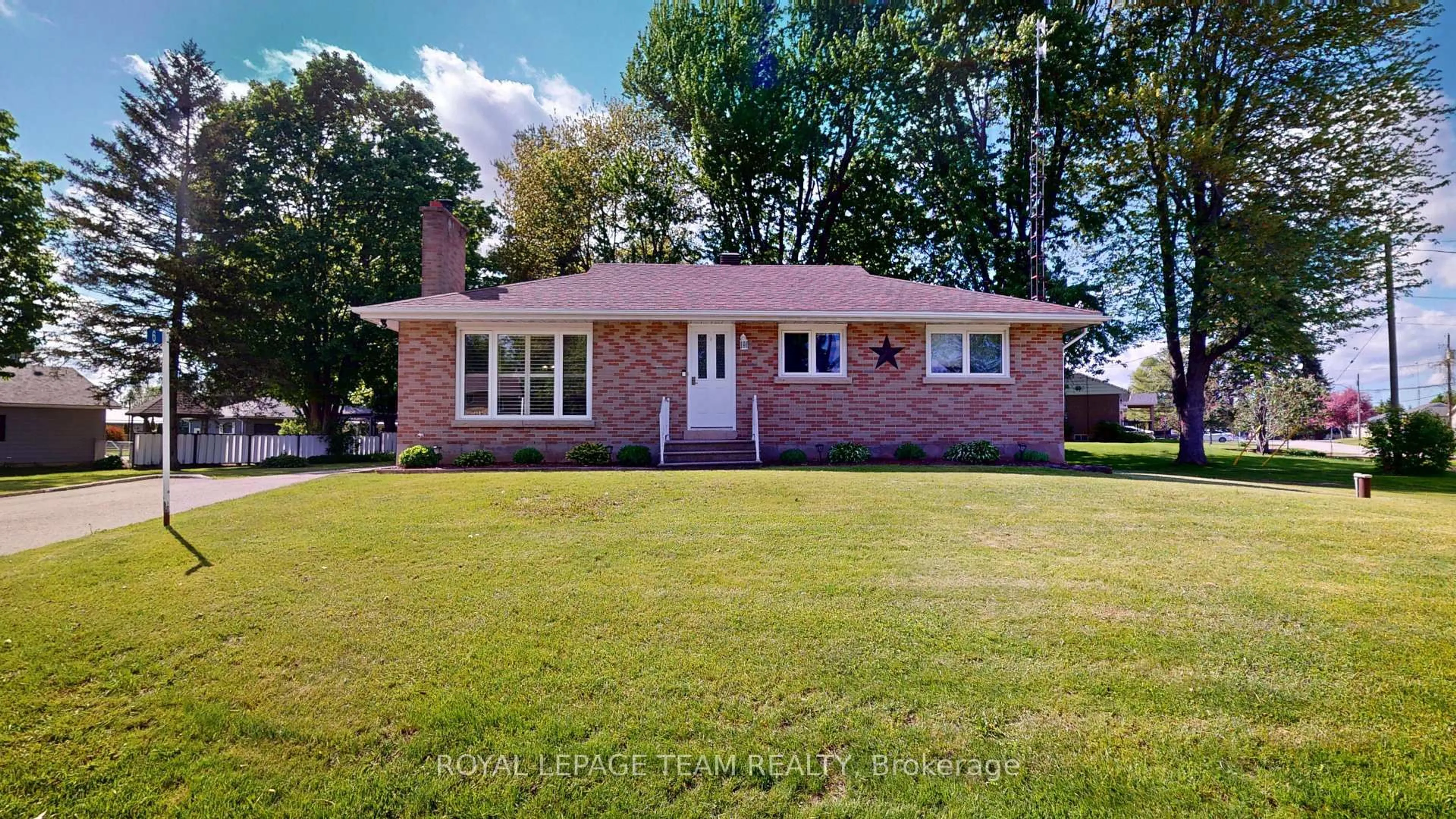 Home with brick exterior material, street for 6 Broad St, Augusta Ontario K0E 1T0