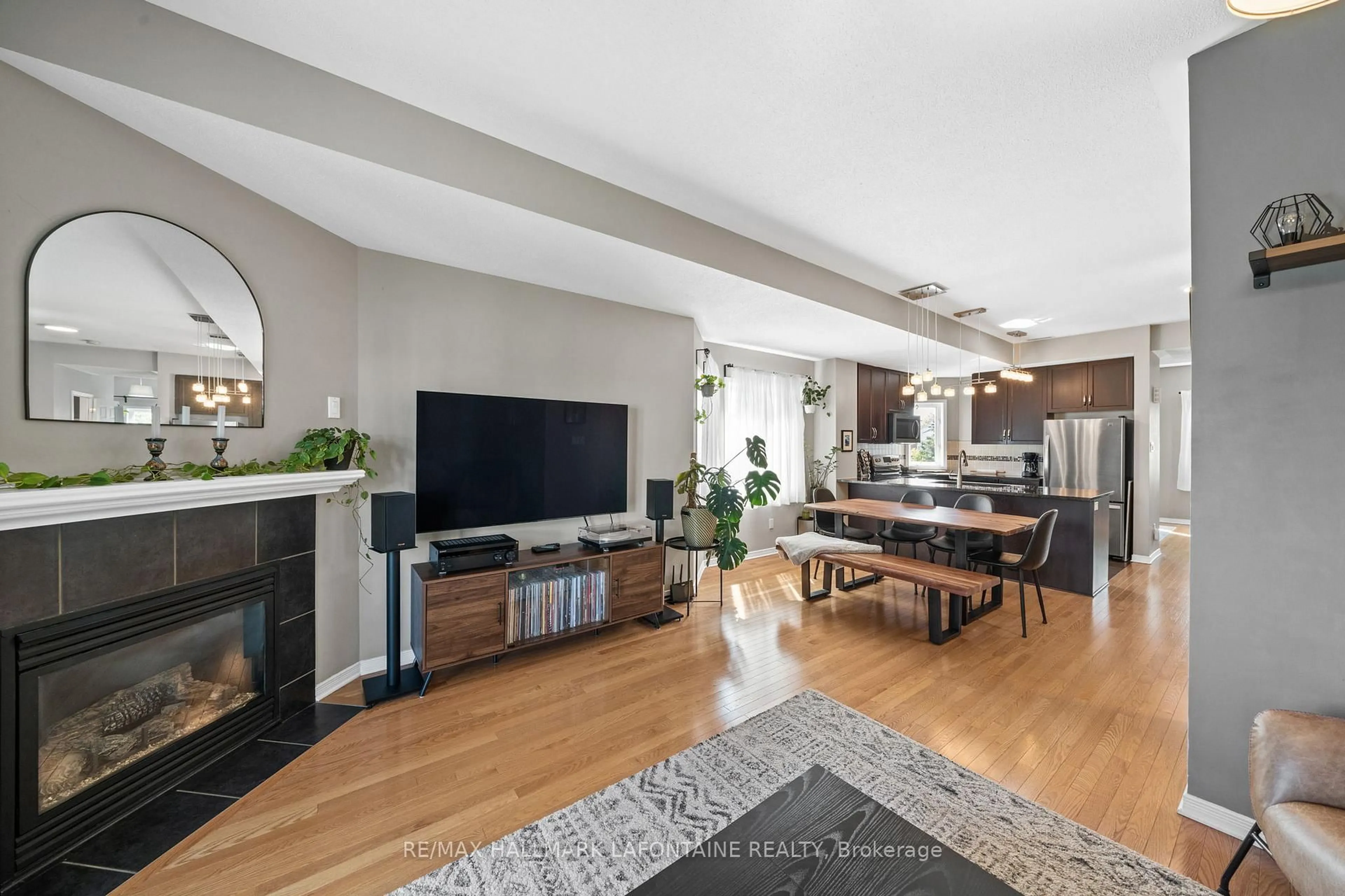 Living room with furniture, unknown for 49 Jardin Private #343, Ottawa Ontario K1K 2V8