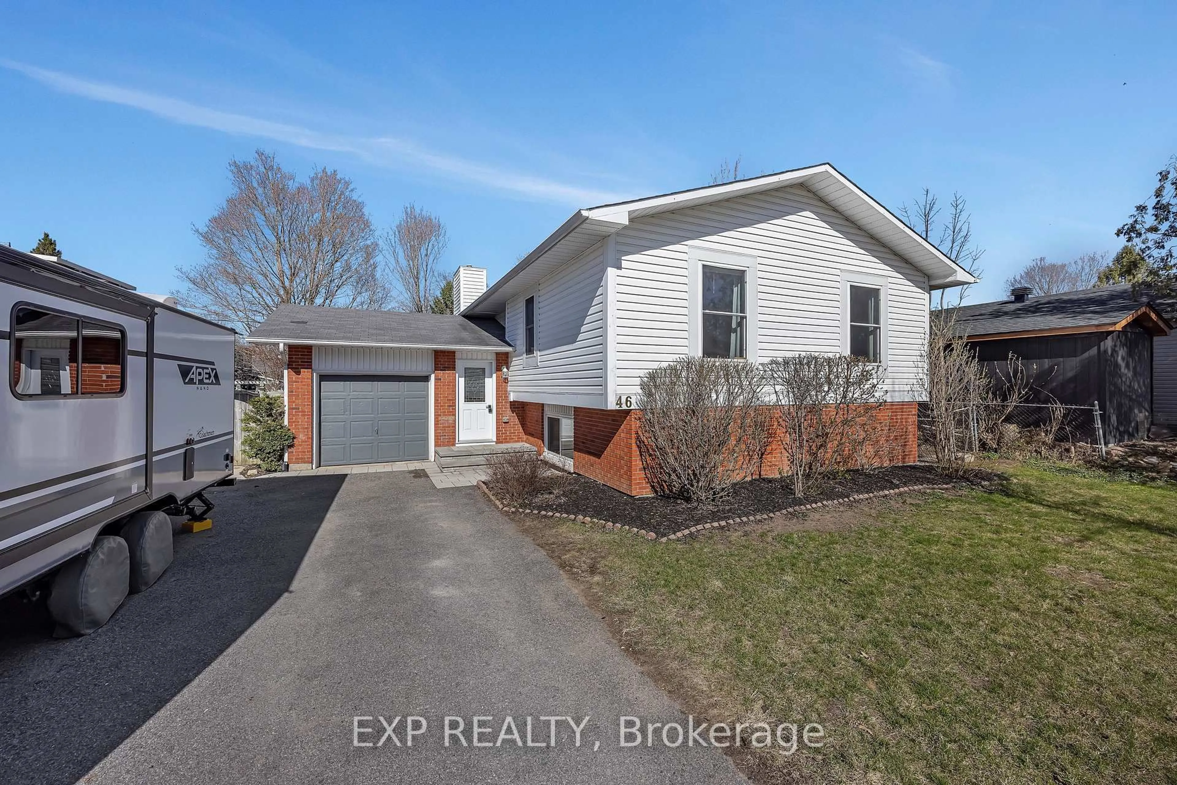 Home with brick exterior material, street for 46 NELSON St, Carleton Place Ontario K7C 3X2