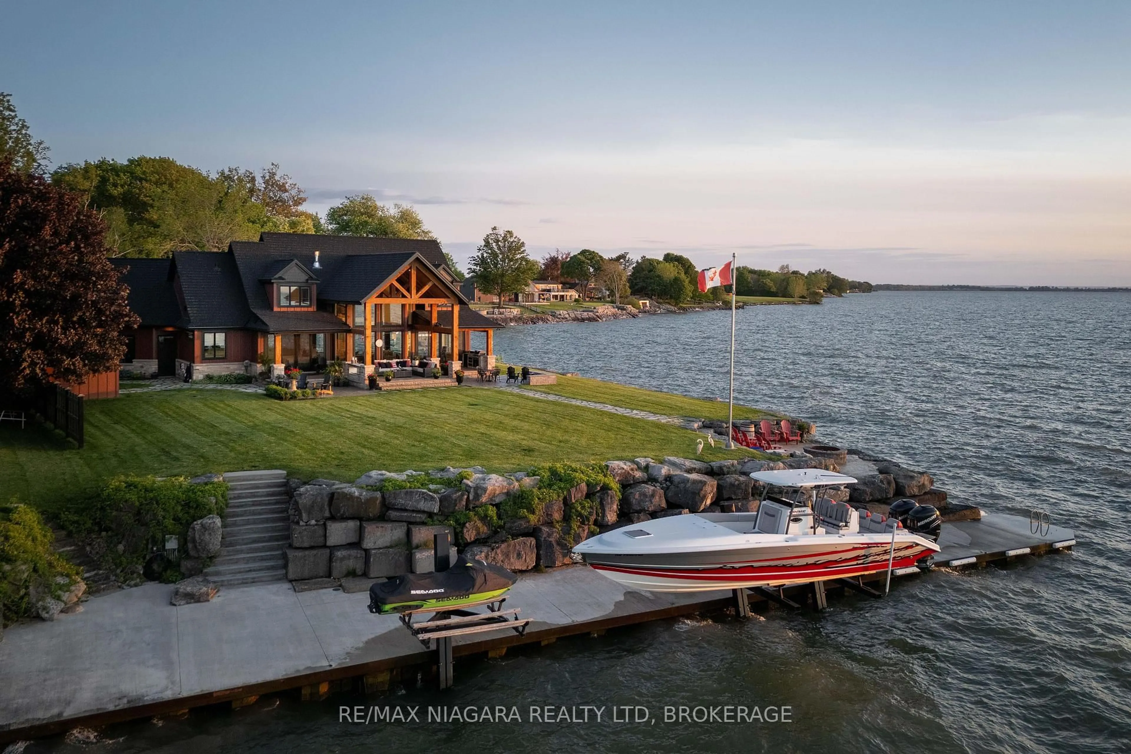 A pic from outside/outdoor area/front of a property/back of a property/a pic from drone, water/lake/river/ocean view for 6 Firelane 4B Rd, Niagara-on-the-Lake Ontario L0S 1J0