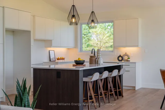 13 Partridge Hollow Rd, Prince Edward County 5