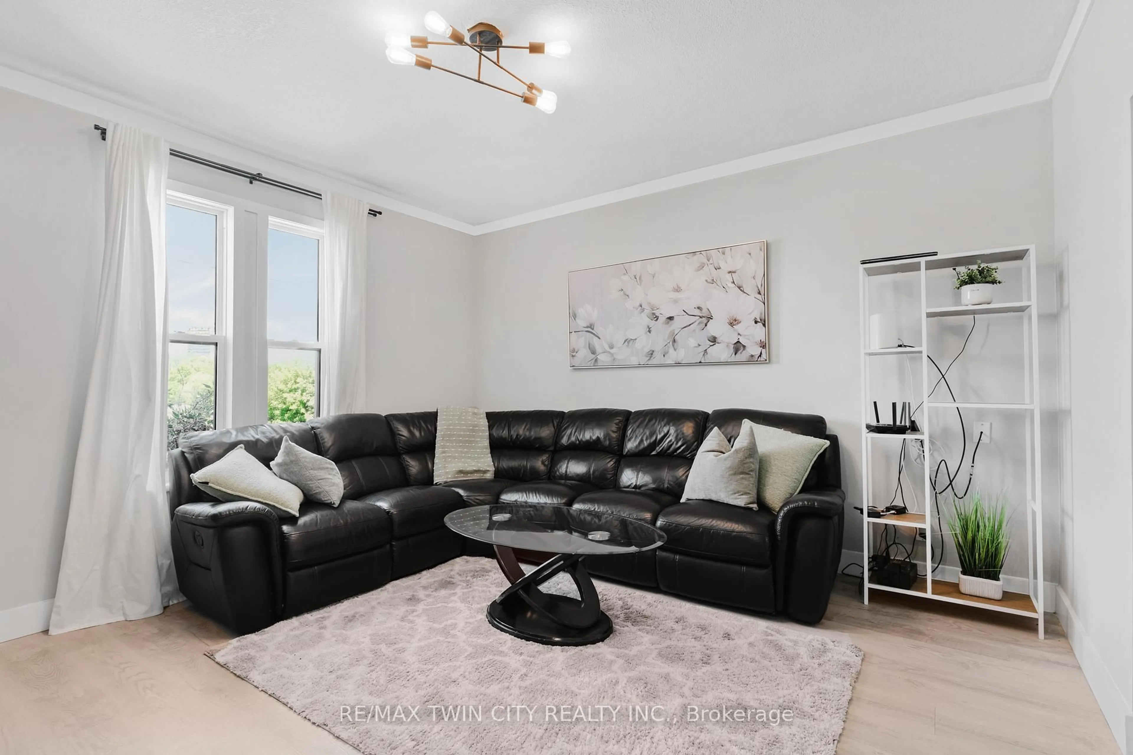Living room with furniture, unknown for 35 Shade St, Cambridge Ontario N1R 4J6