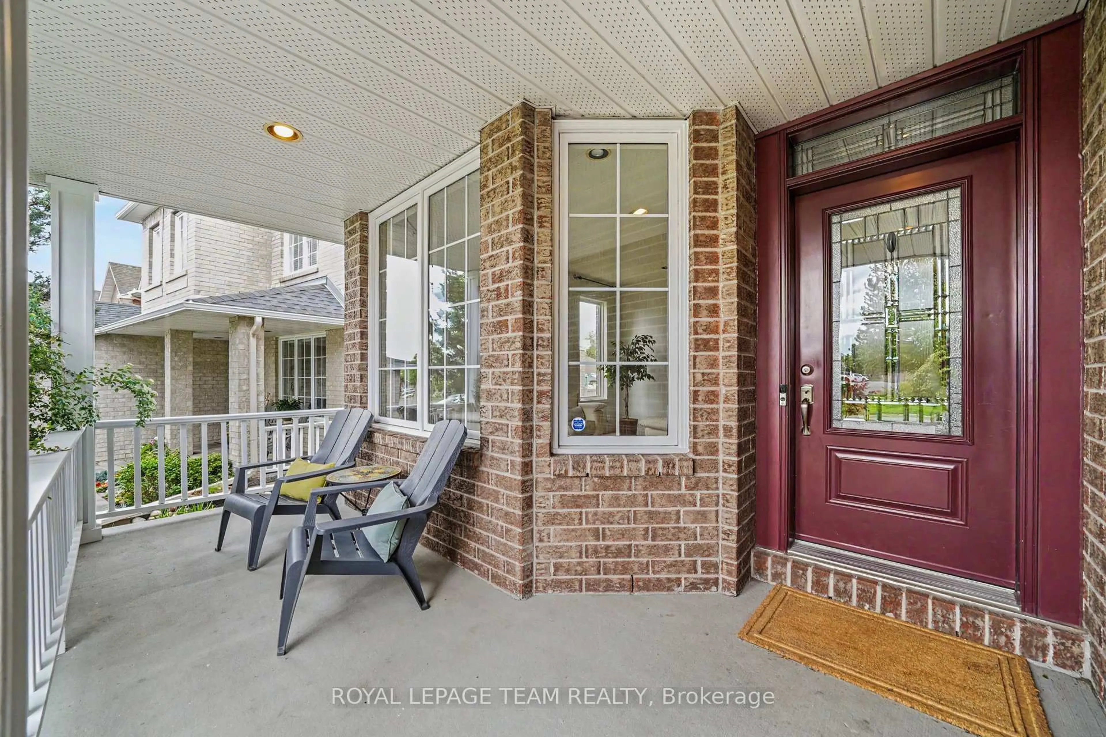 Indoor entryway for 3222 Carriage Hill Pl, Ottawa Ontario K1T 3X5