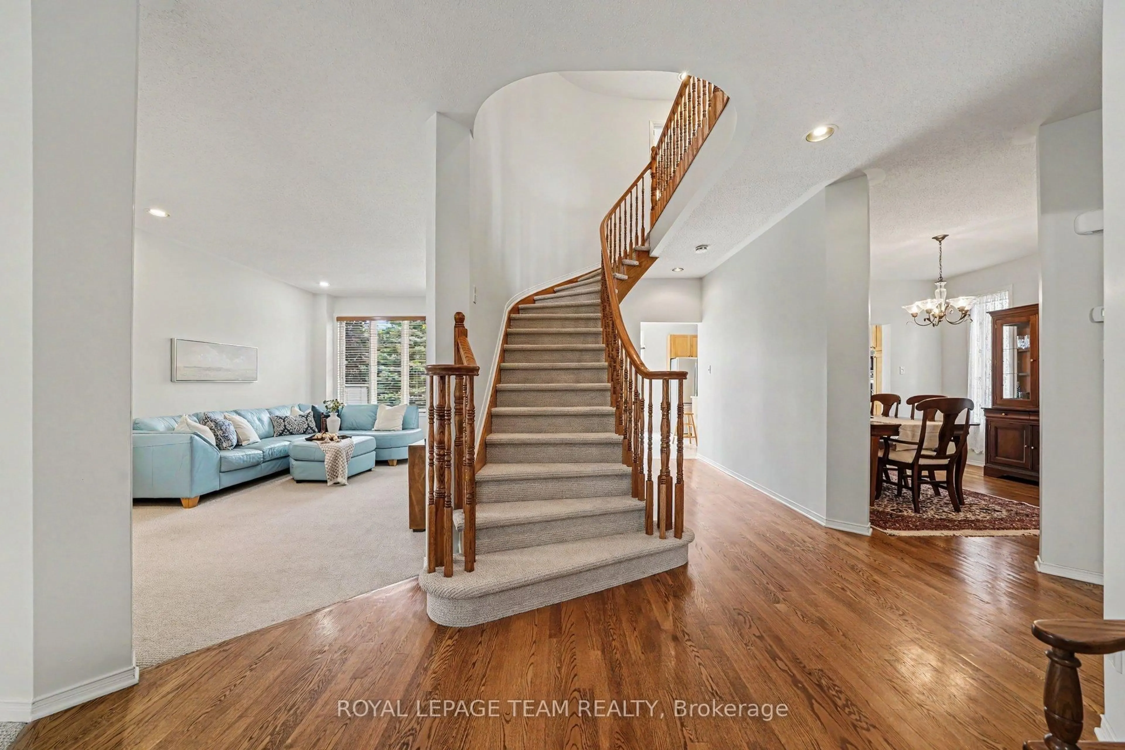 Stairs for 3222 Carriage Hill Pl, Ottawa Ontario K1T 3X5