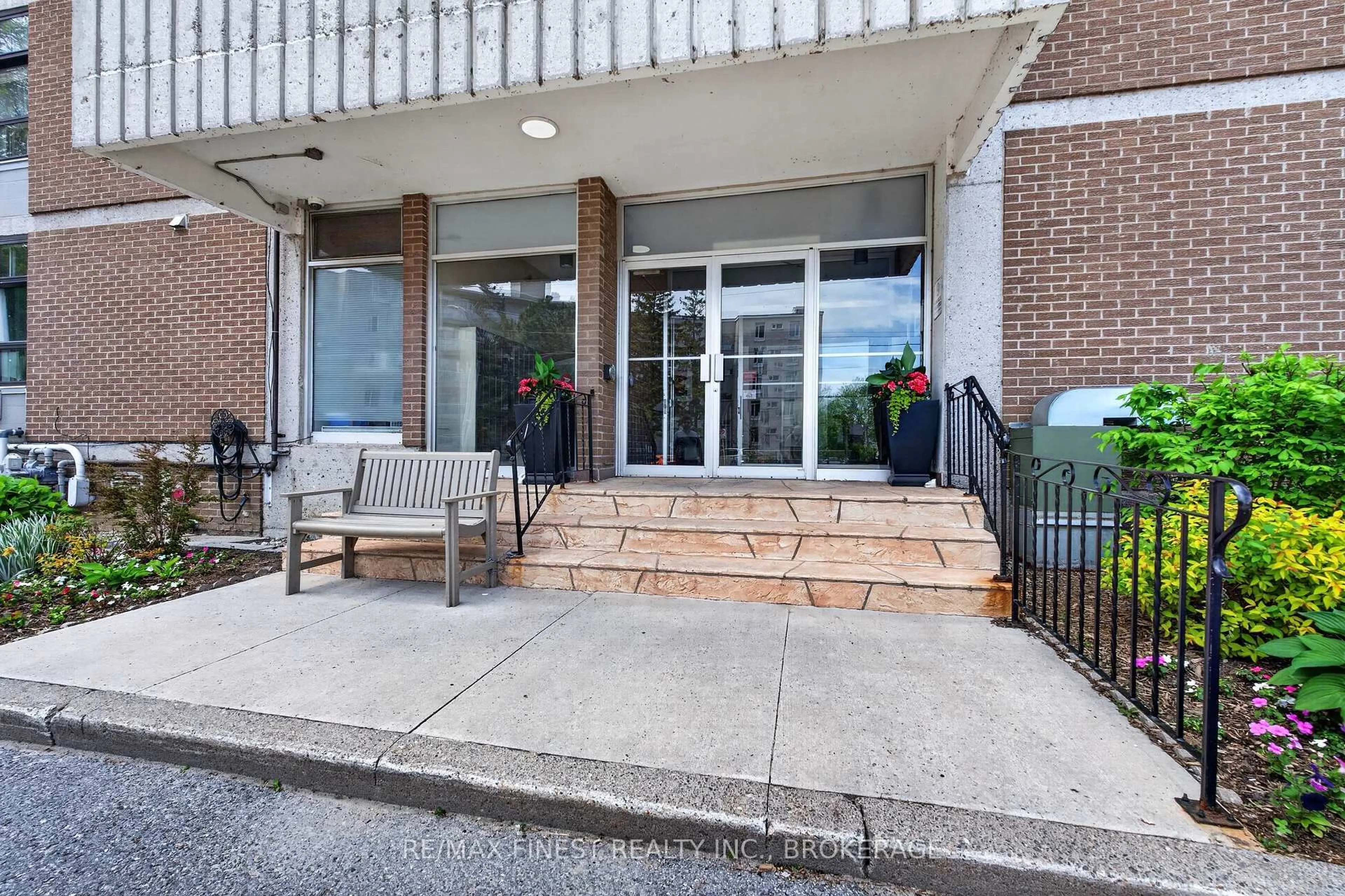 Unknown for 2 Mowat Ave #206, Kingston Ontario K7M 1K1
