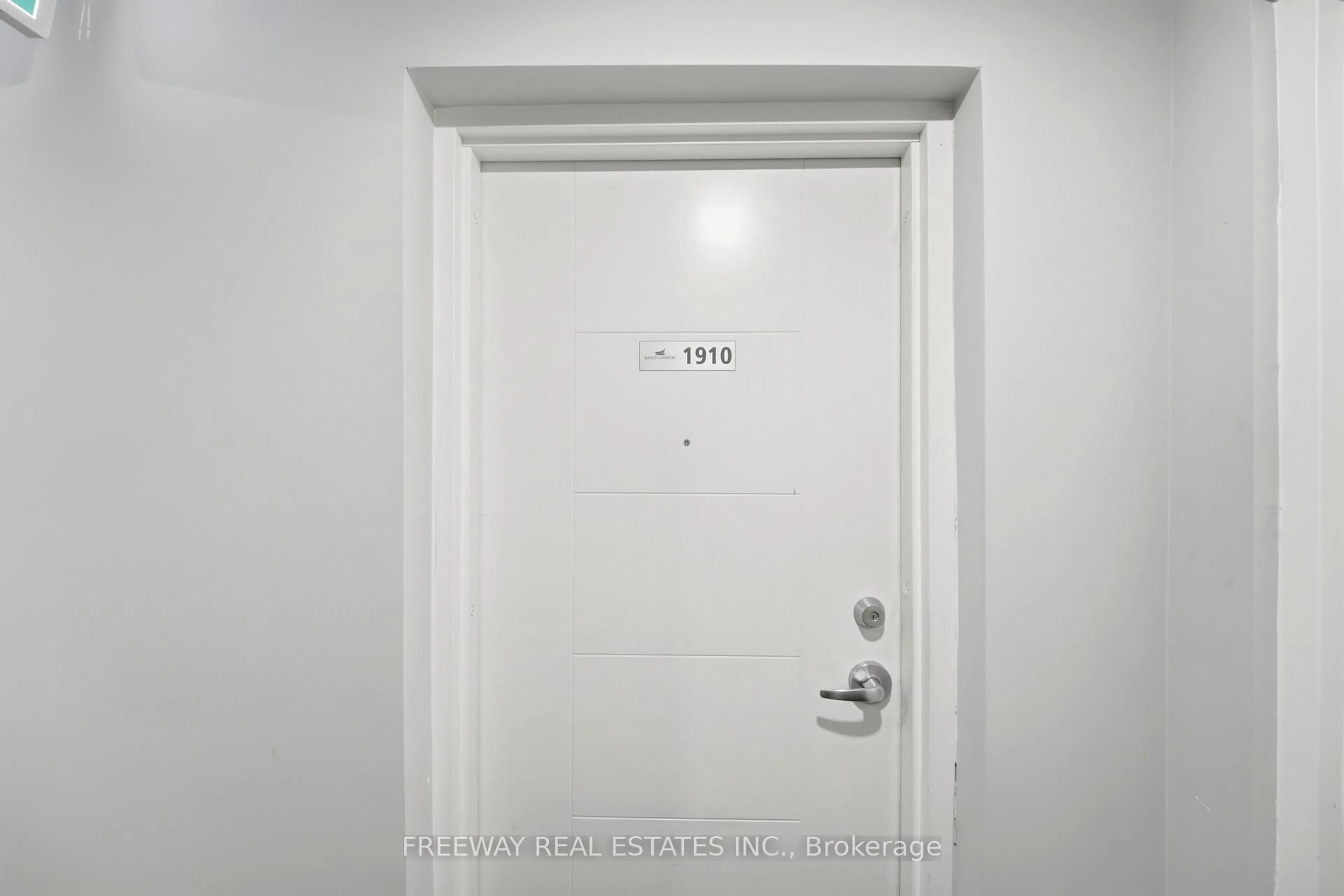 A pic of a room for 318 Spruce St #1910, Waterloo Ontario N2L 0E9