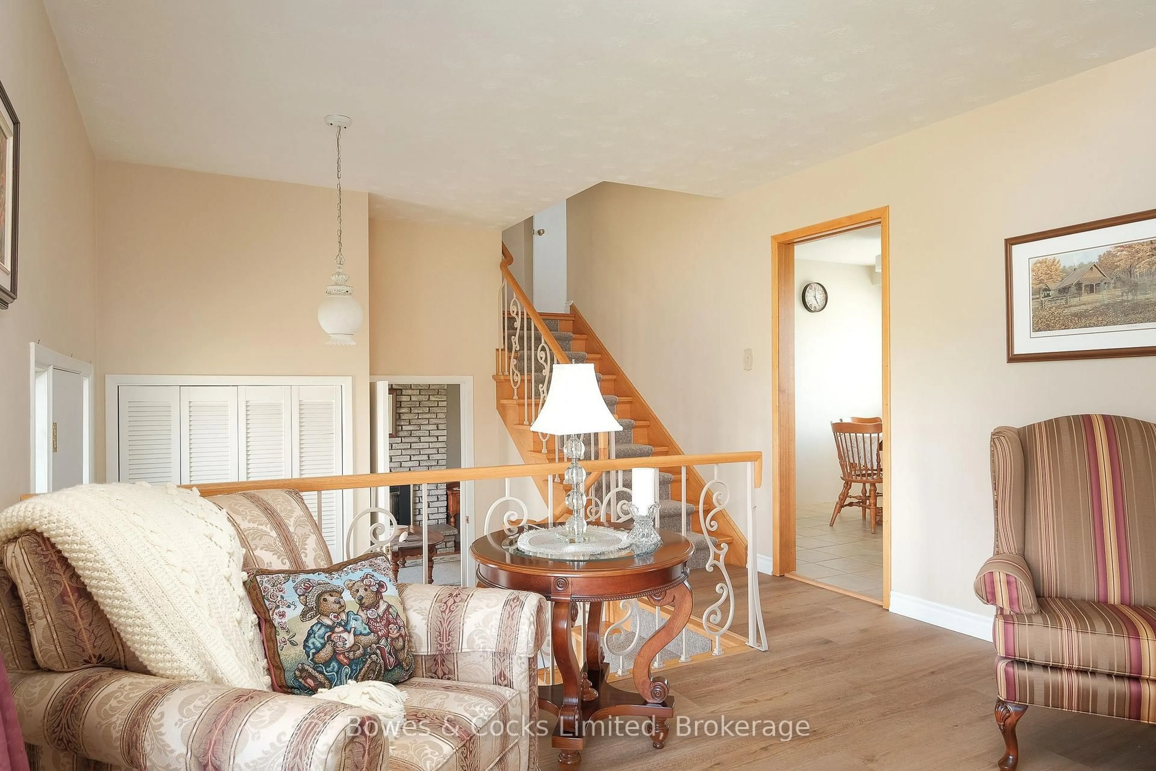 Living room with furniture, wood/laminate floor for 952 3 Line, Otonabee-South Monaghan Ontario K0L 1B0