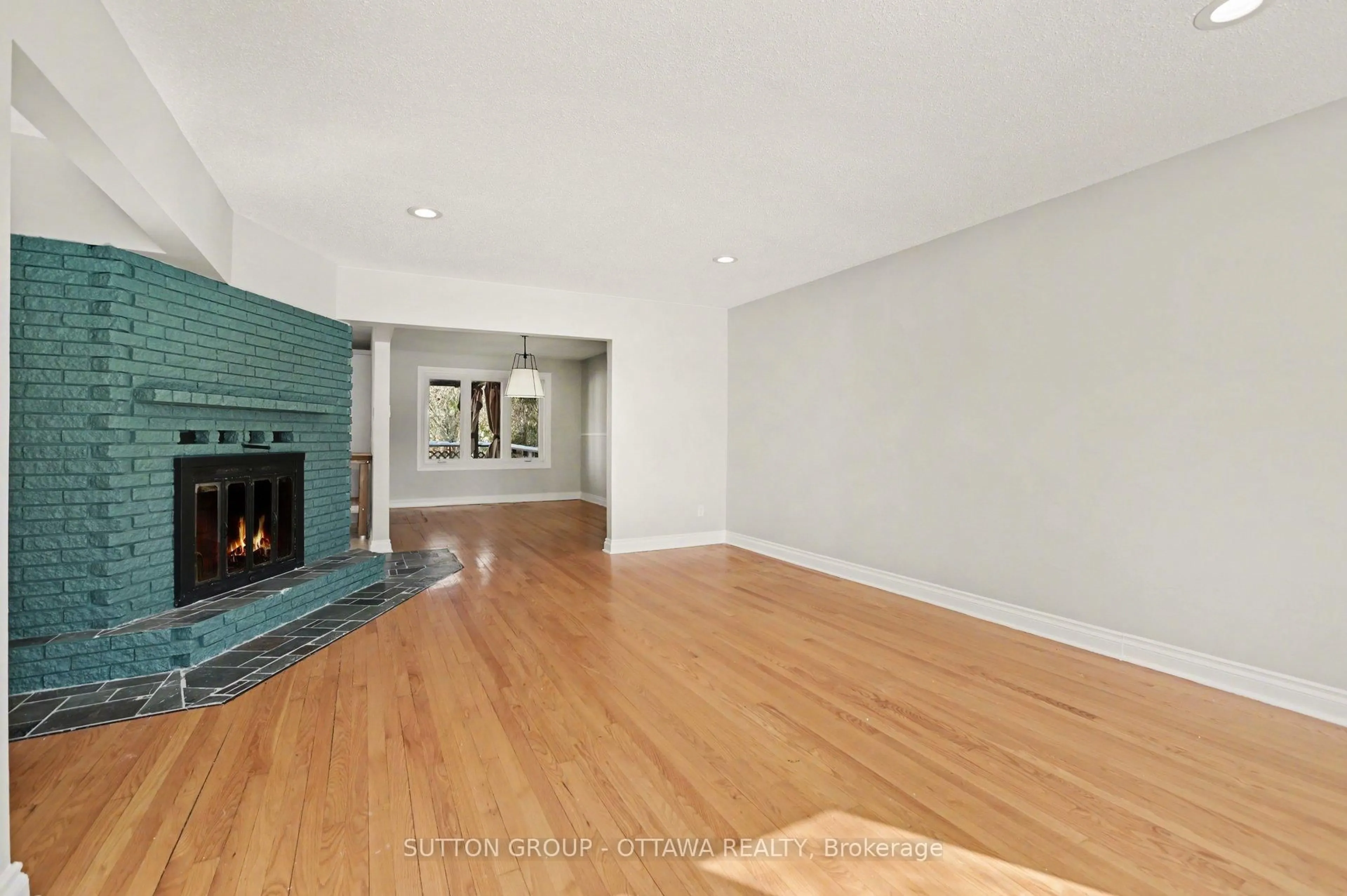 A pic of a room for 1071 Aldea Ave, Ottawa Ontario K1H 8B8