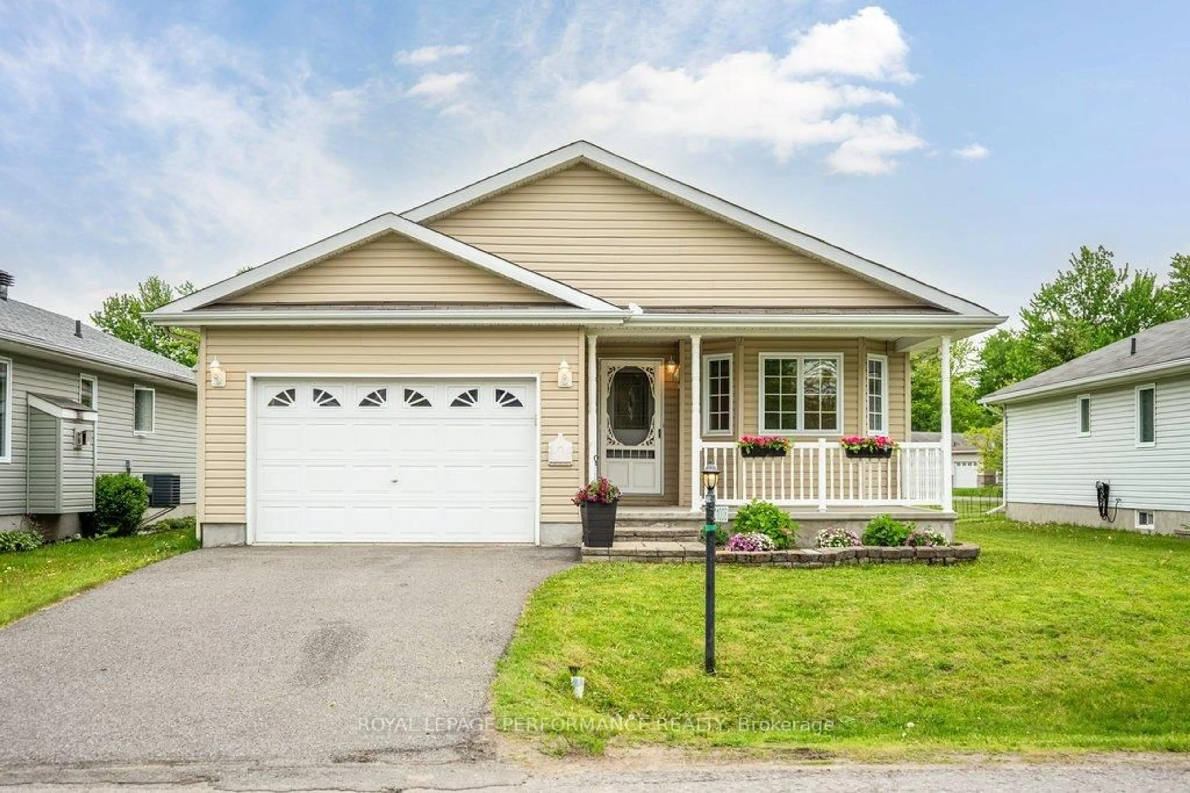 Home with vinyl exterior material, street for 1008 Ada Barrington Private, Ottawa Ontario K4P 0A7