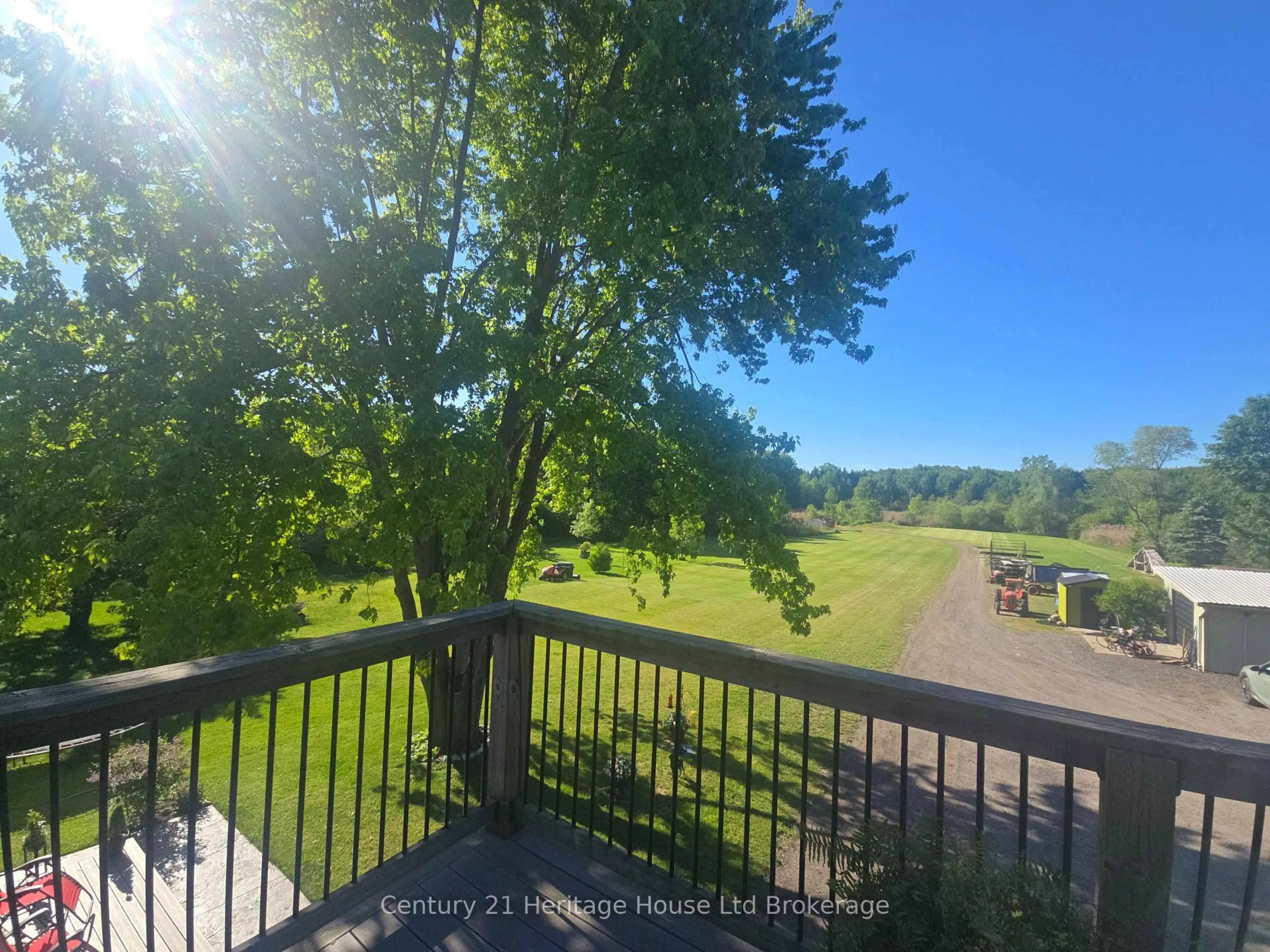 A pic from outside/outdoor area/front of a property/back of a property/a pic from drone, forest/trees view for 545228 Pattullo Ave, Norwich Ontario N4S 7W3