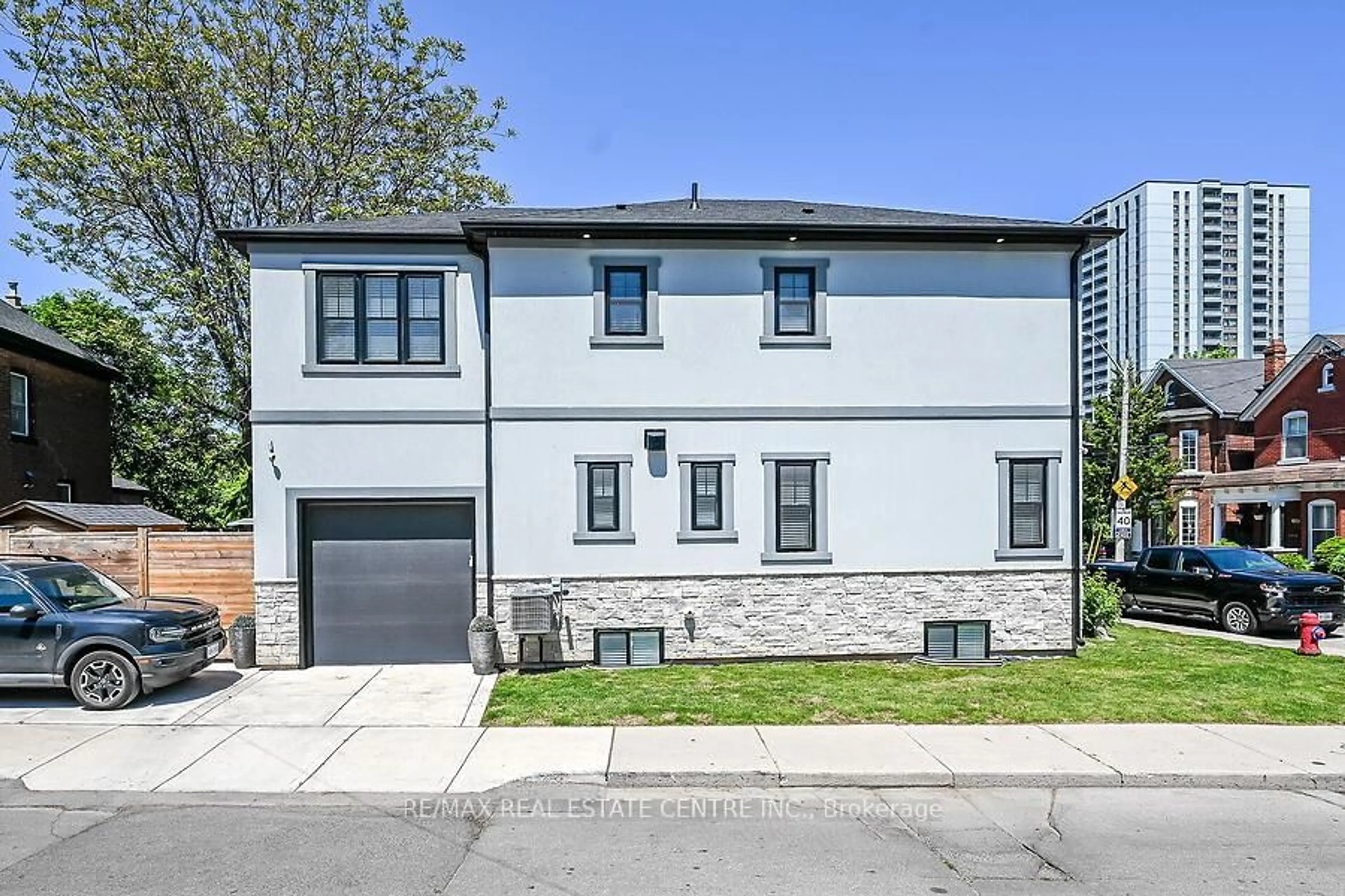 Home with brick exterior material, street for 109 Ray St, Hamilton Ontario L8R 2Y1
