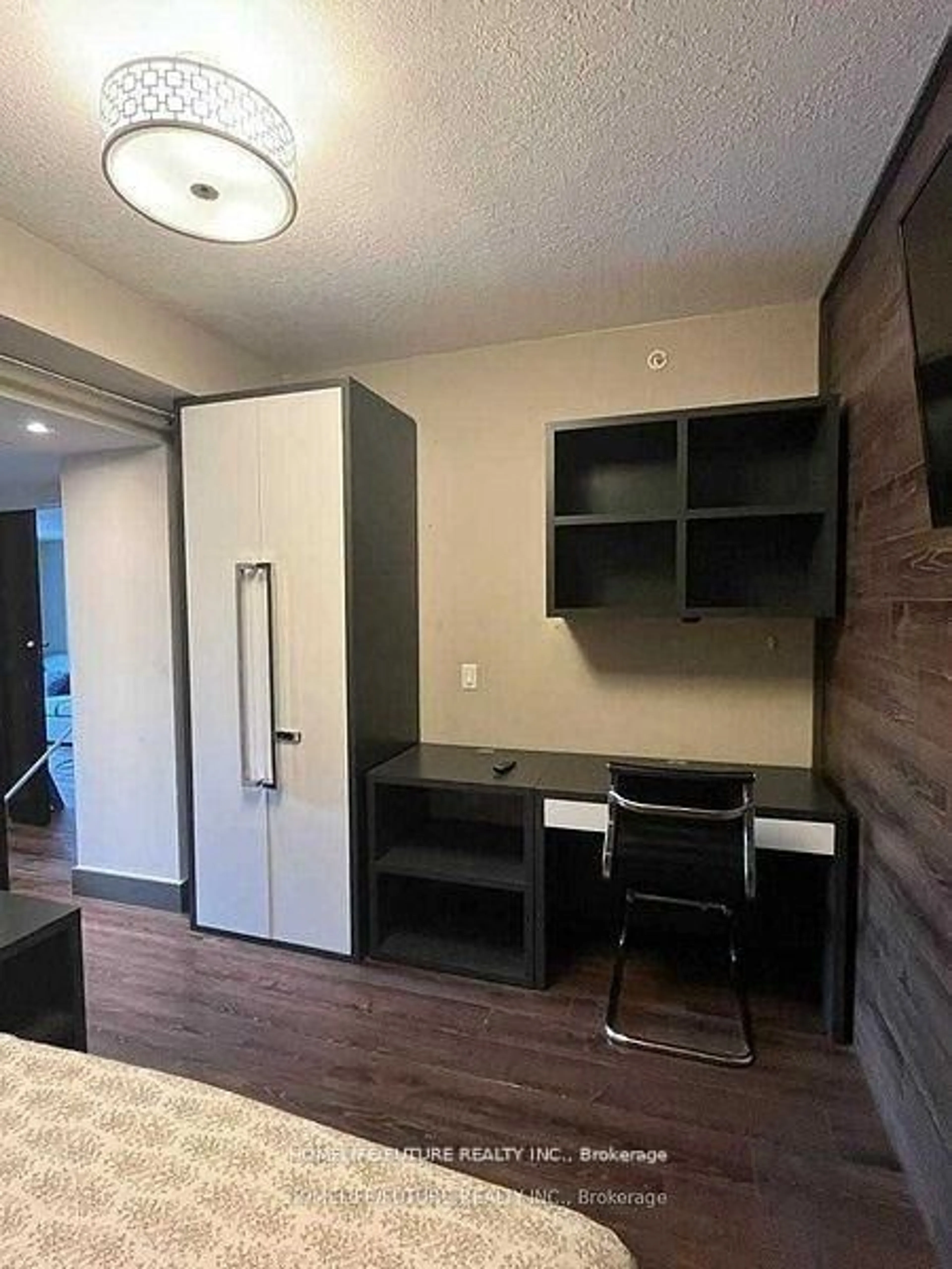 A pic of a room for 330 Phillip St #C523, Waterloo Ontario N2L 3W9