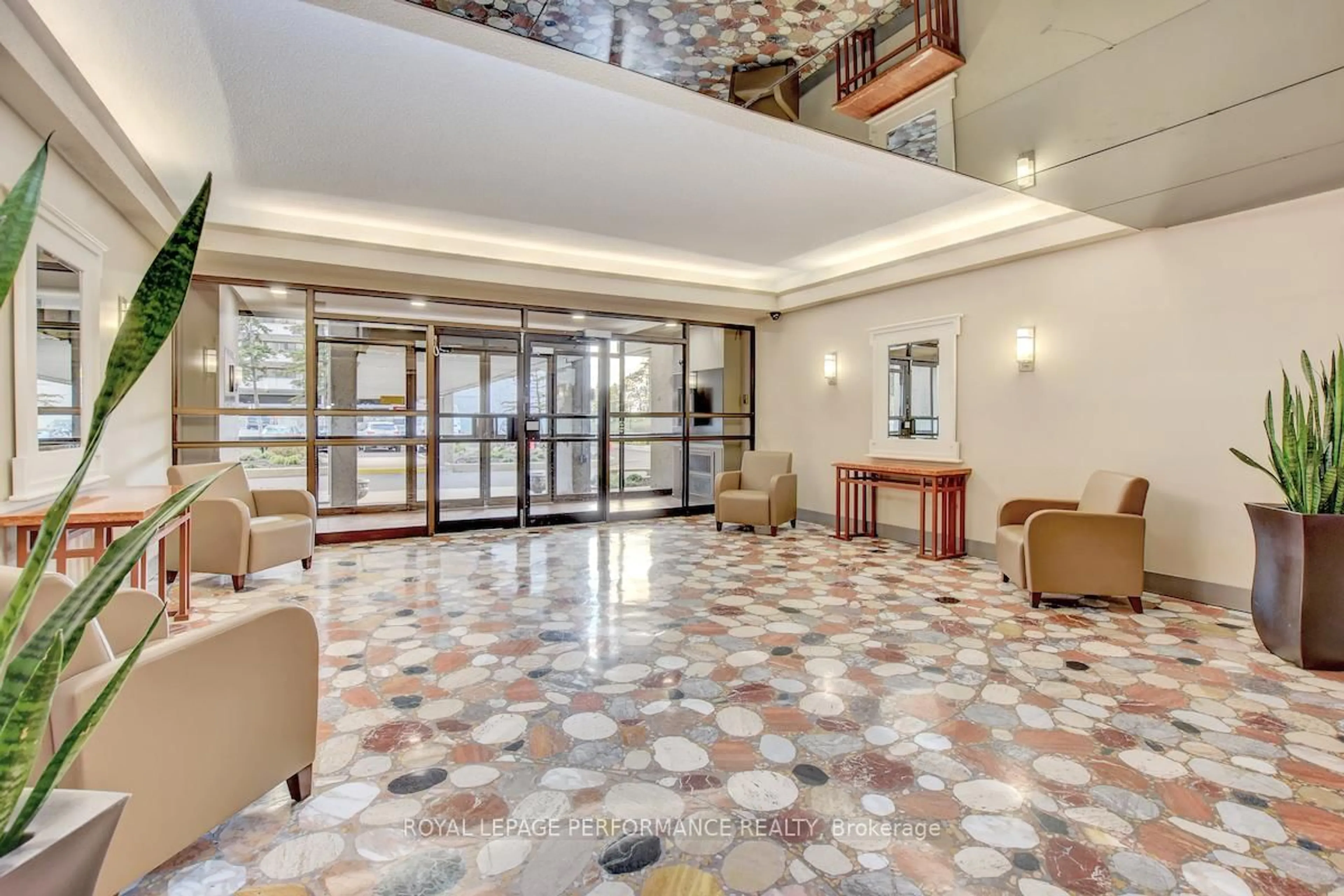 Lobby for 1785 Frobisher Lane #2706, Ottawa Ontario K1G 3T7