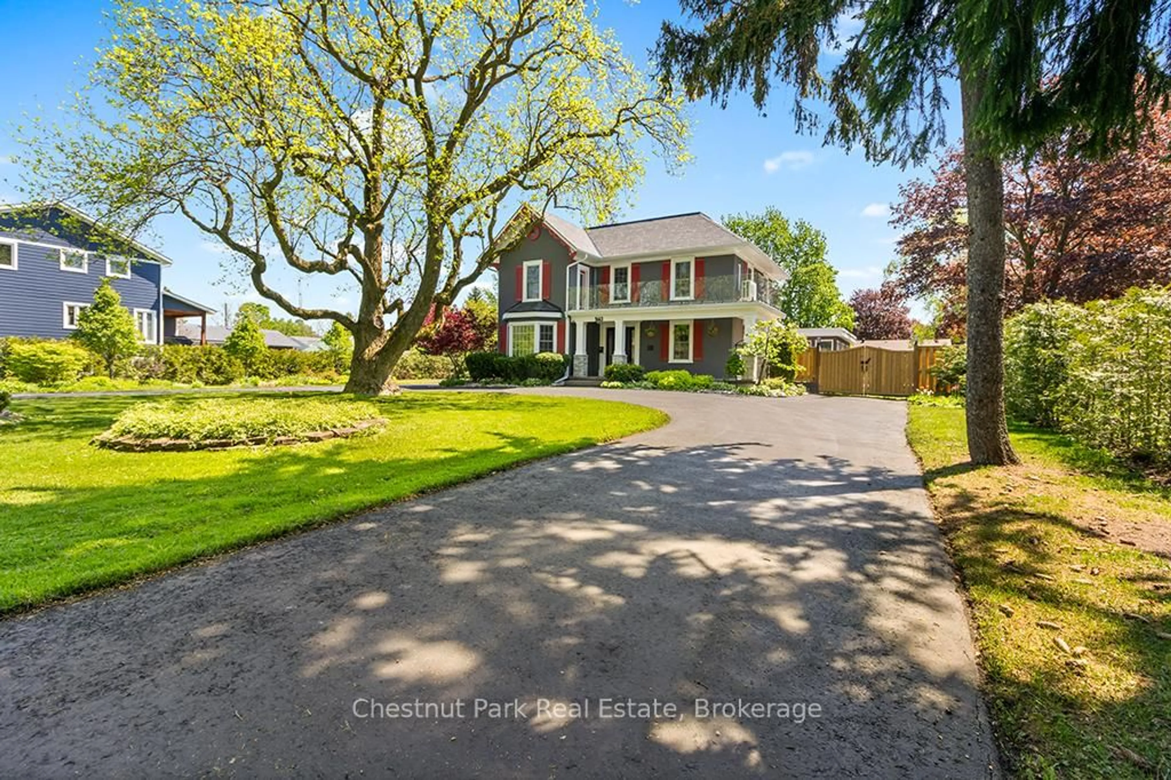 A pic from outside/outdoor area/front of a property/back of a property/a pic from drone, street for 1663 5th Ave, Owen Sound Ontario N4K 2S3