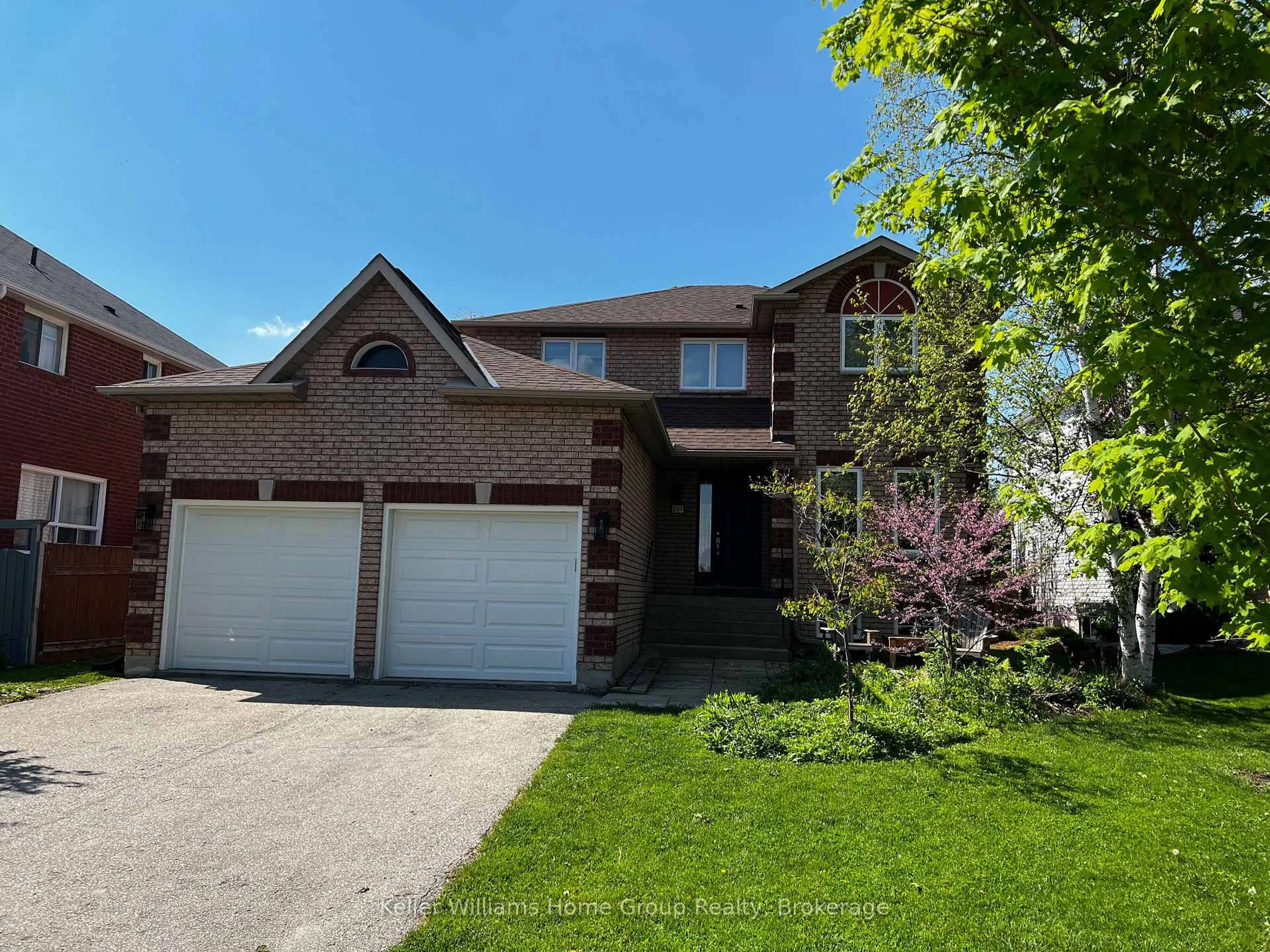 Unknown for 304 Daniel Cres, Centre Wellington Ontario N0B 1S0