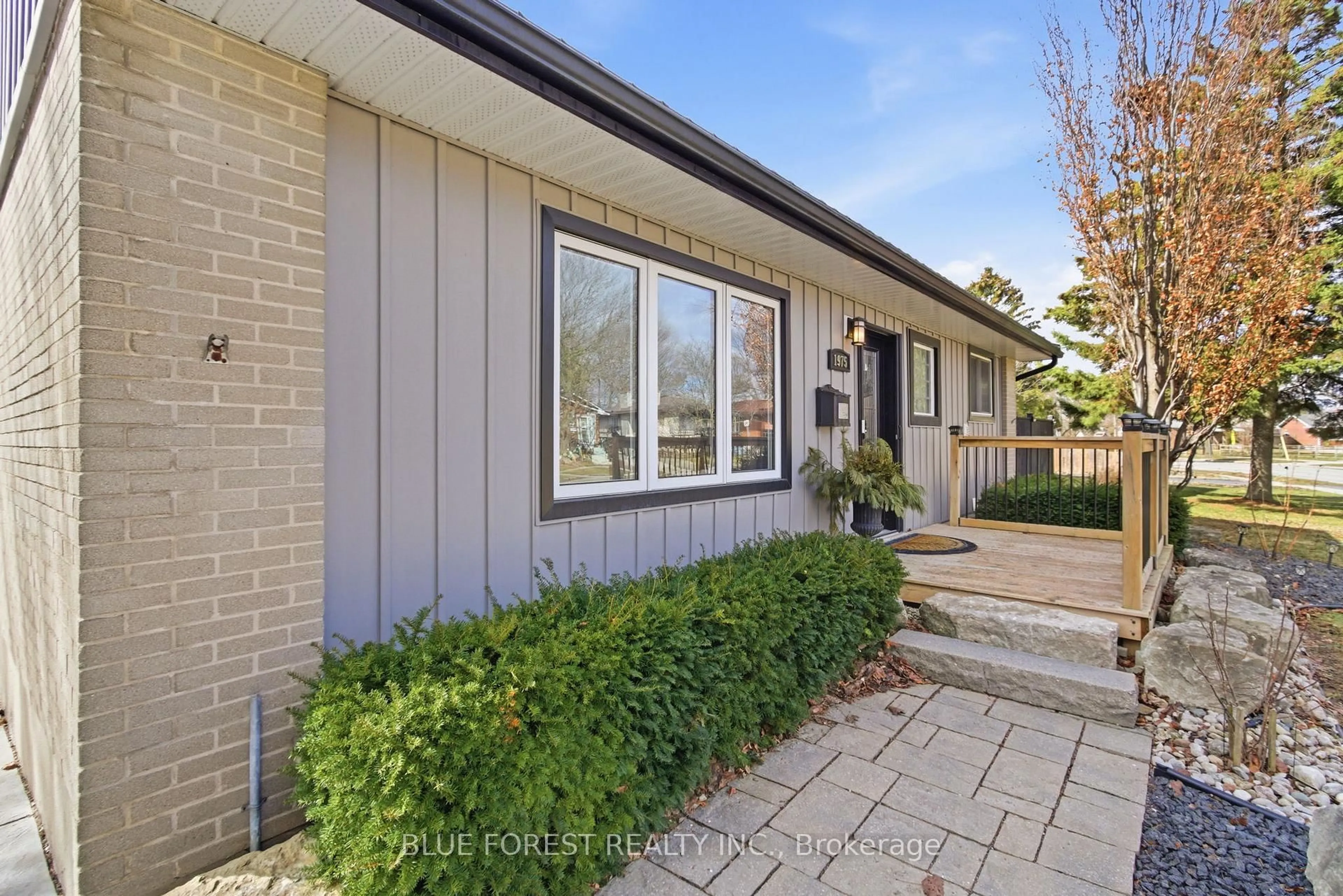 Home with brick exterior material, street for 1975 Royal Cres, London East Ontario N5V 1N6