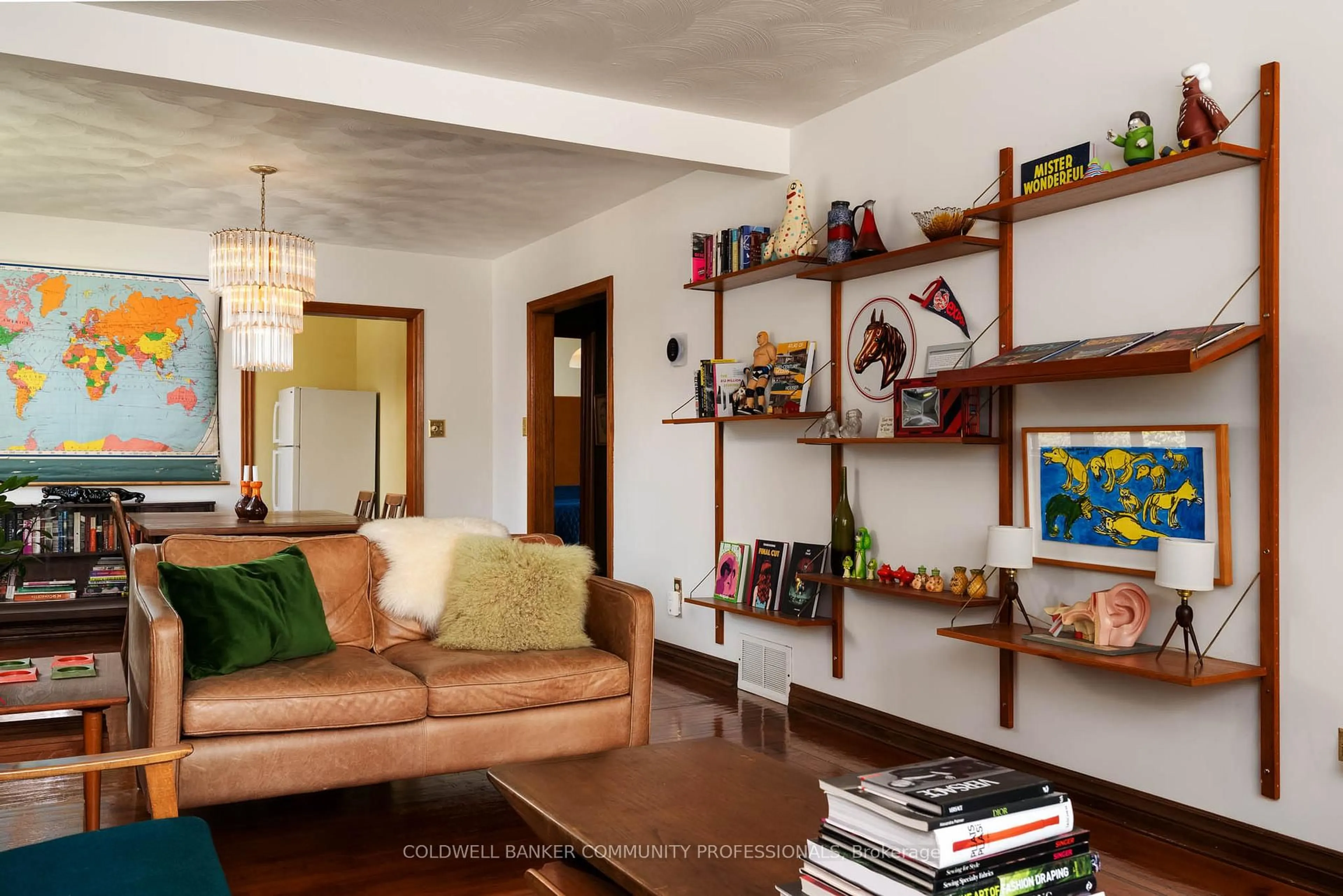 Living room with furniture, unknown for 141 Rothsay Ave, Hamilton Ontario L8M 3G5