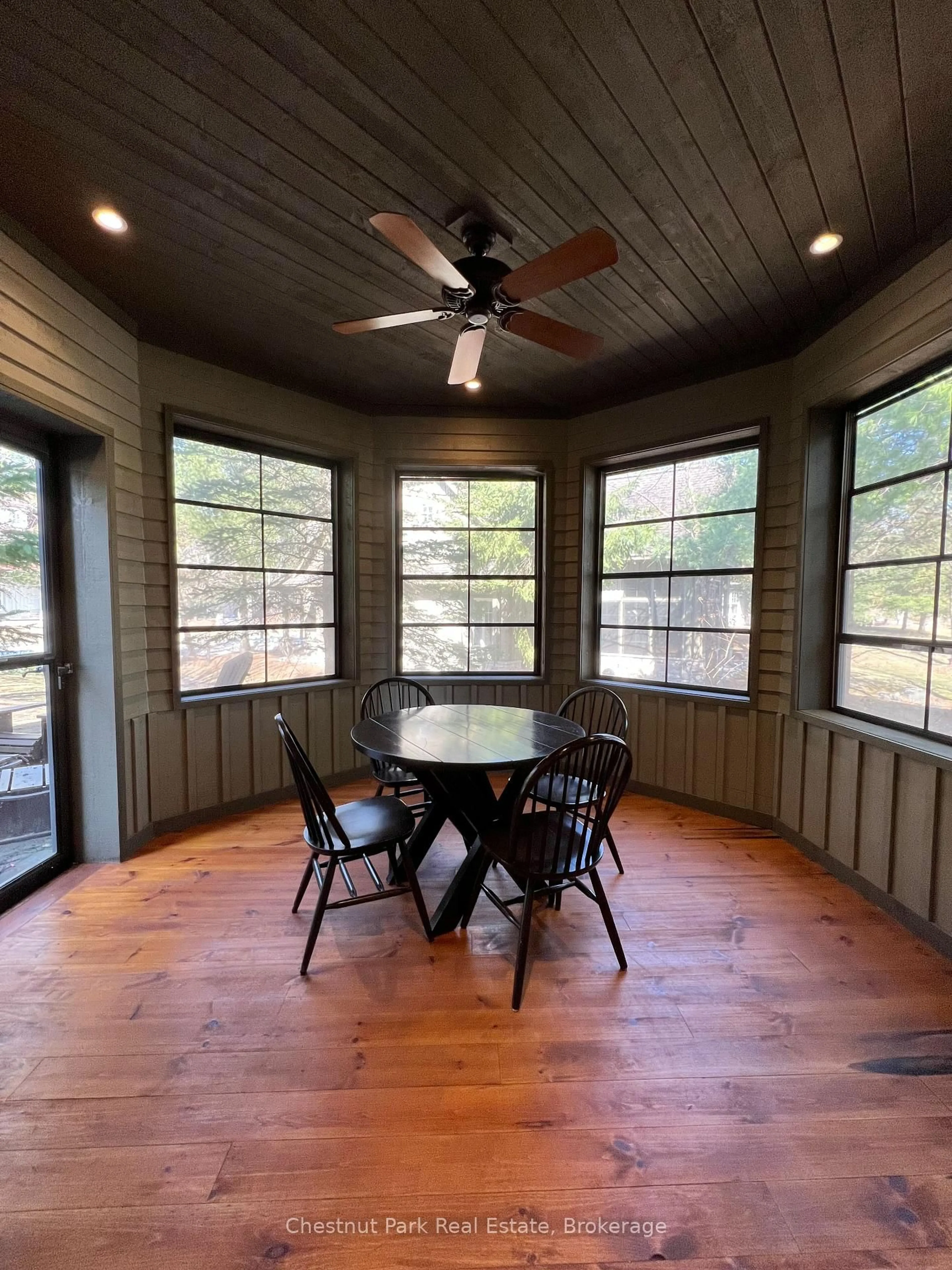 Dining room, unknown for 301 Emerald Hills Crt #Unit 11, Seguin Ontario P0C 1H0