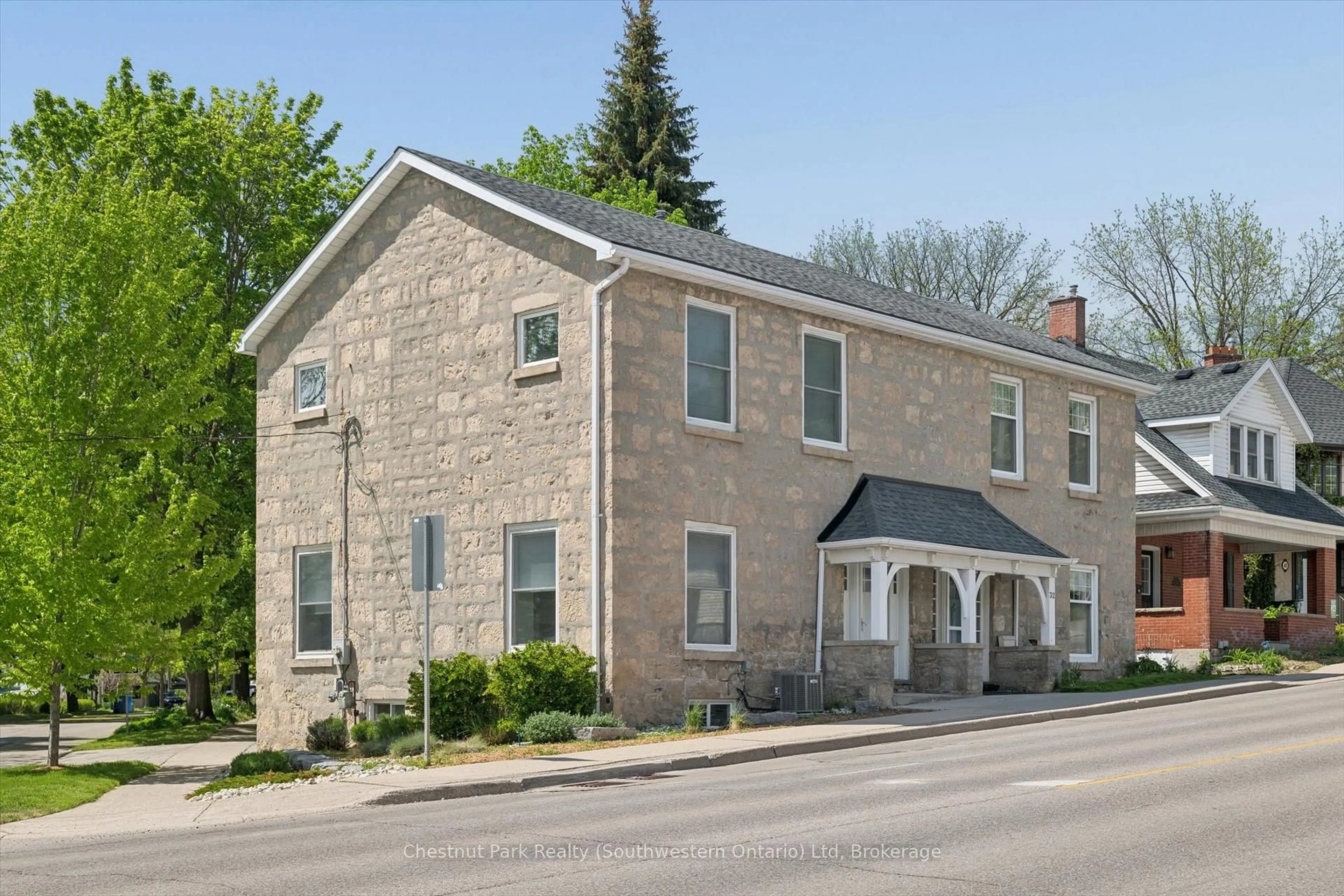 Home with brick exterior material, building for 30 Eramosa Rd, Guelph Ontario N1E 2L5