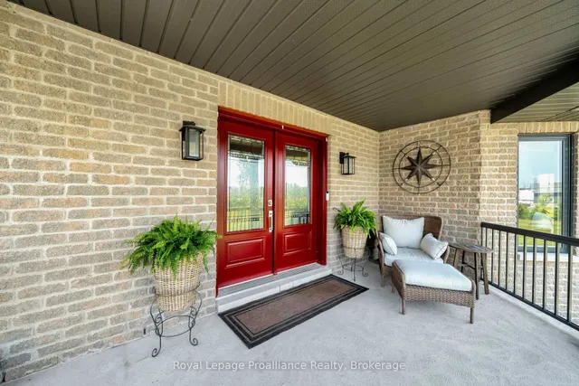 6282 County Road 2, Bissett Creek 5