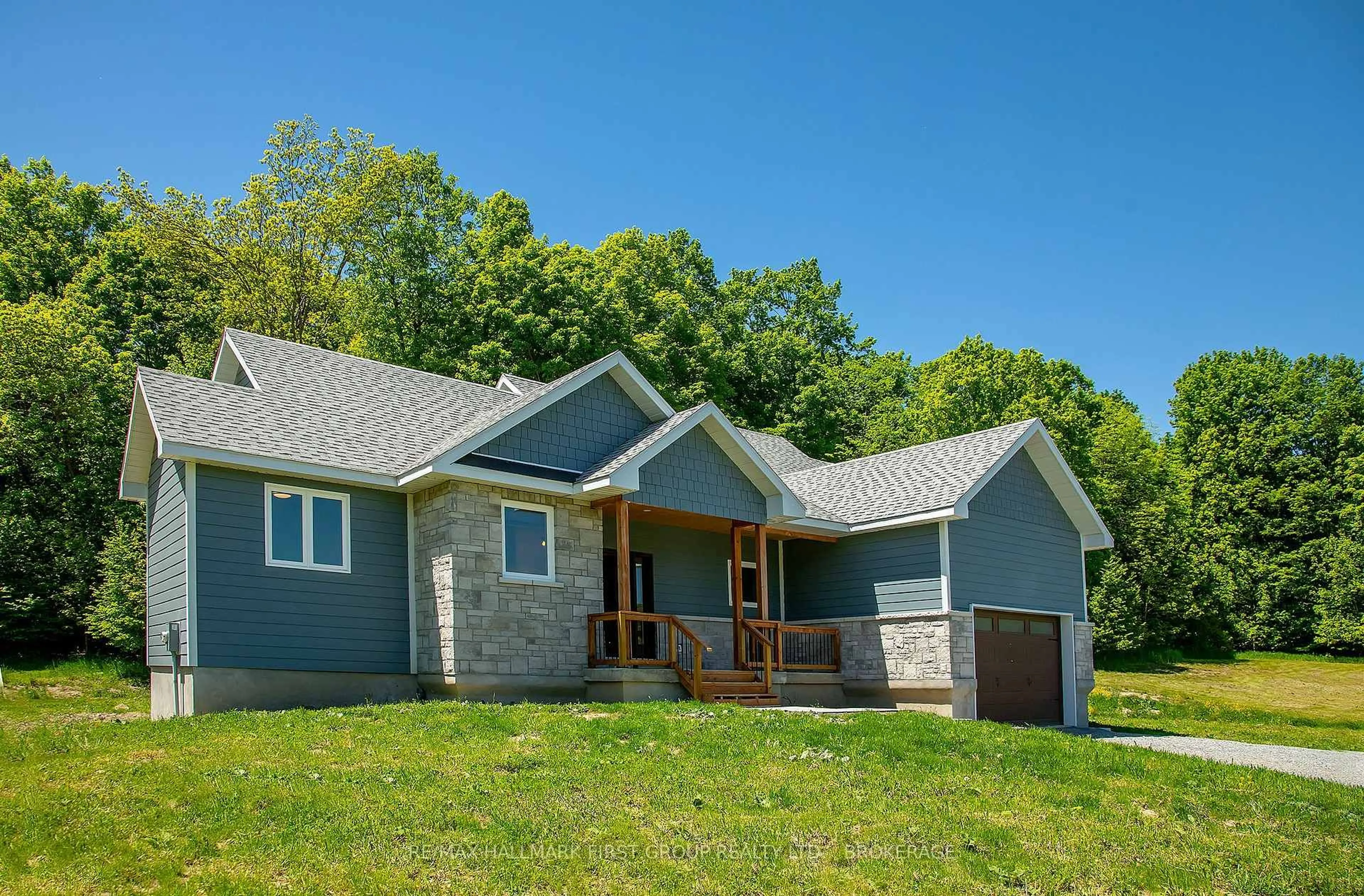 Home with vinyl exterior material, unknown for 1054 Cranberry Cove Lane, Seeley's Bay Ontario K0H 2N0