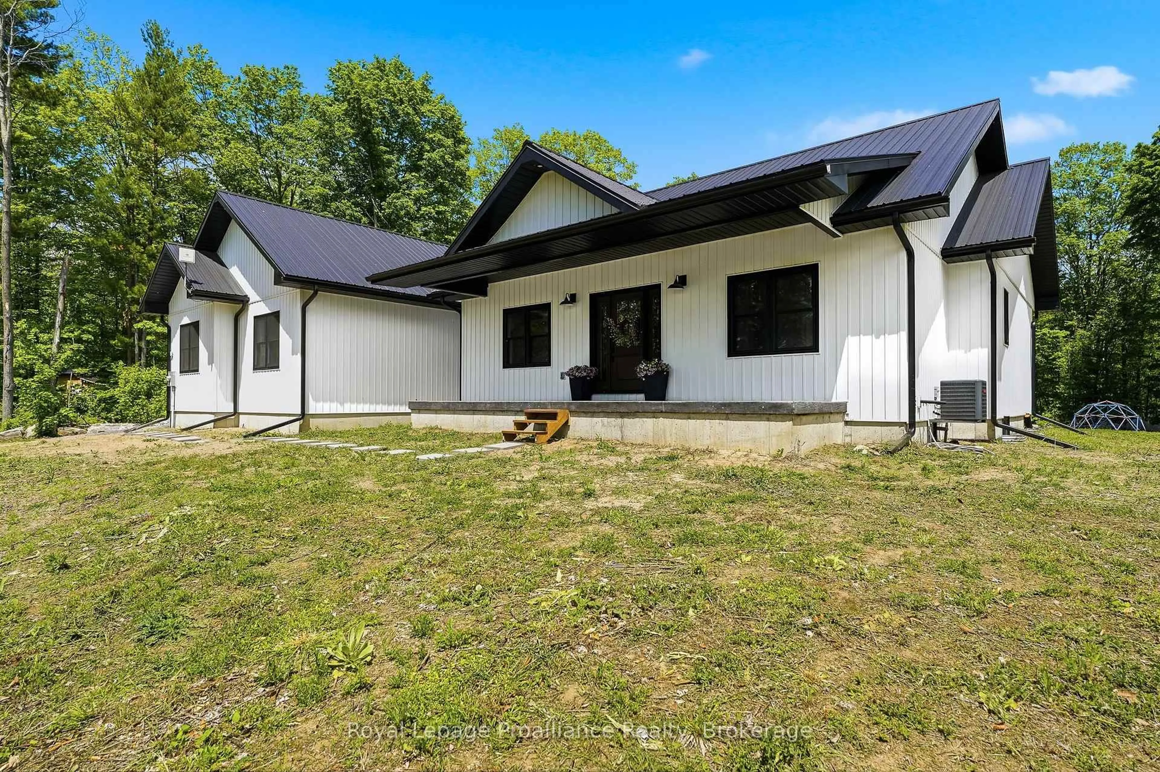A pic from outside/outdoor area/front of a property/back of a property/a pic from drone, building for 293 Douglas Rd, Madoc Ontario K0K 2K0