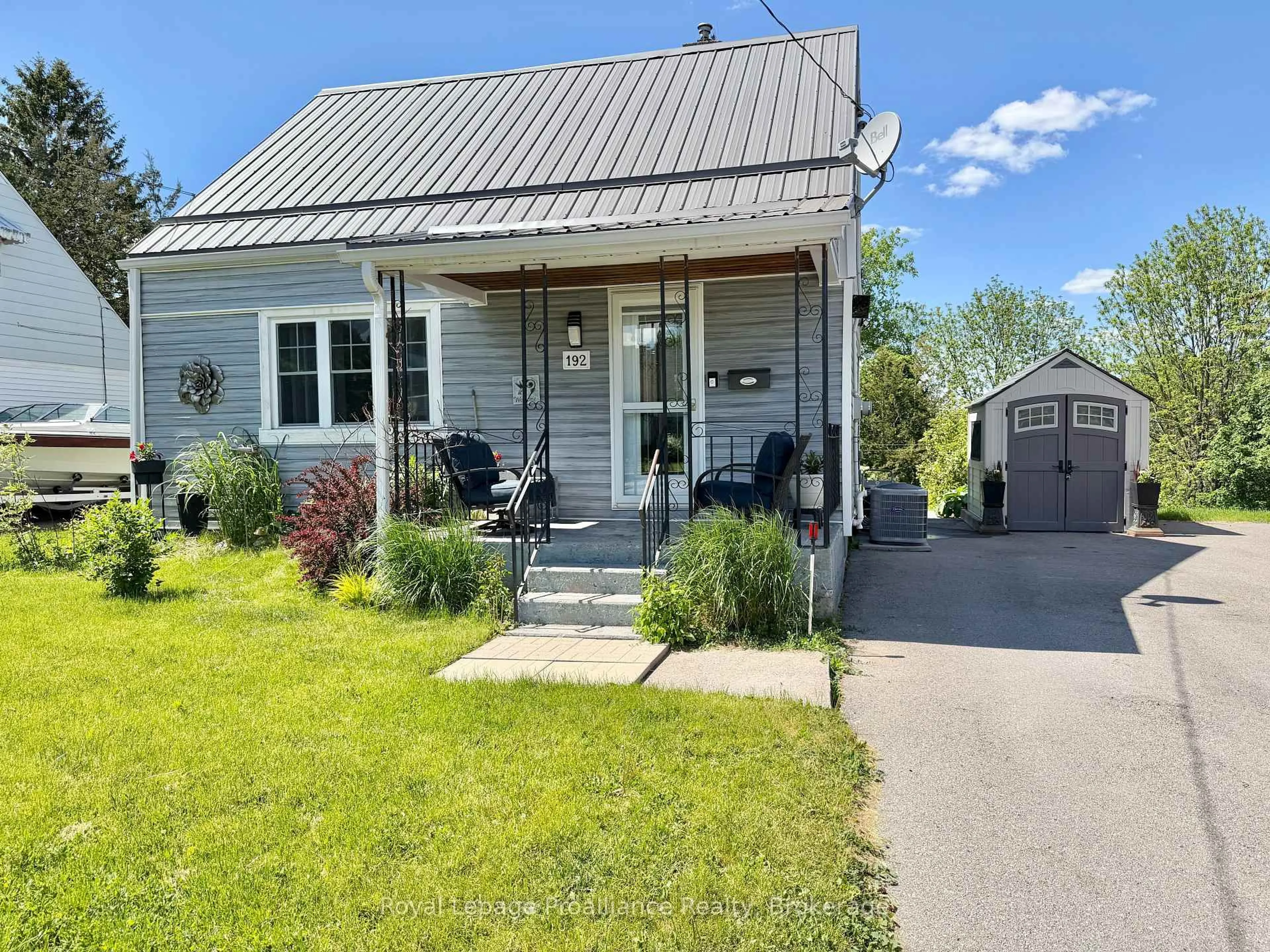 Unknown for 192 Pine St, Belleville Ontario K8N 2N2