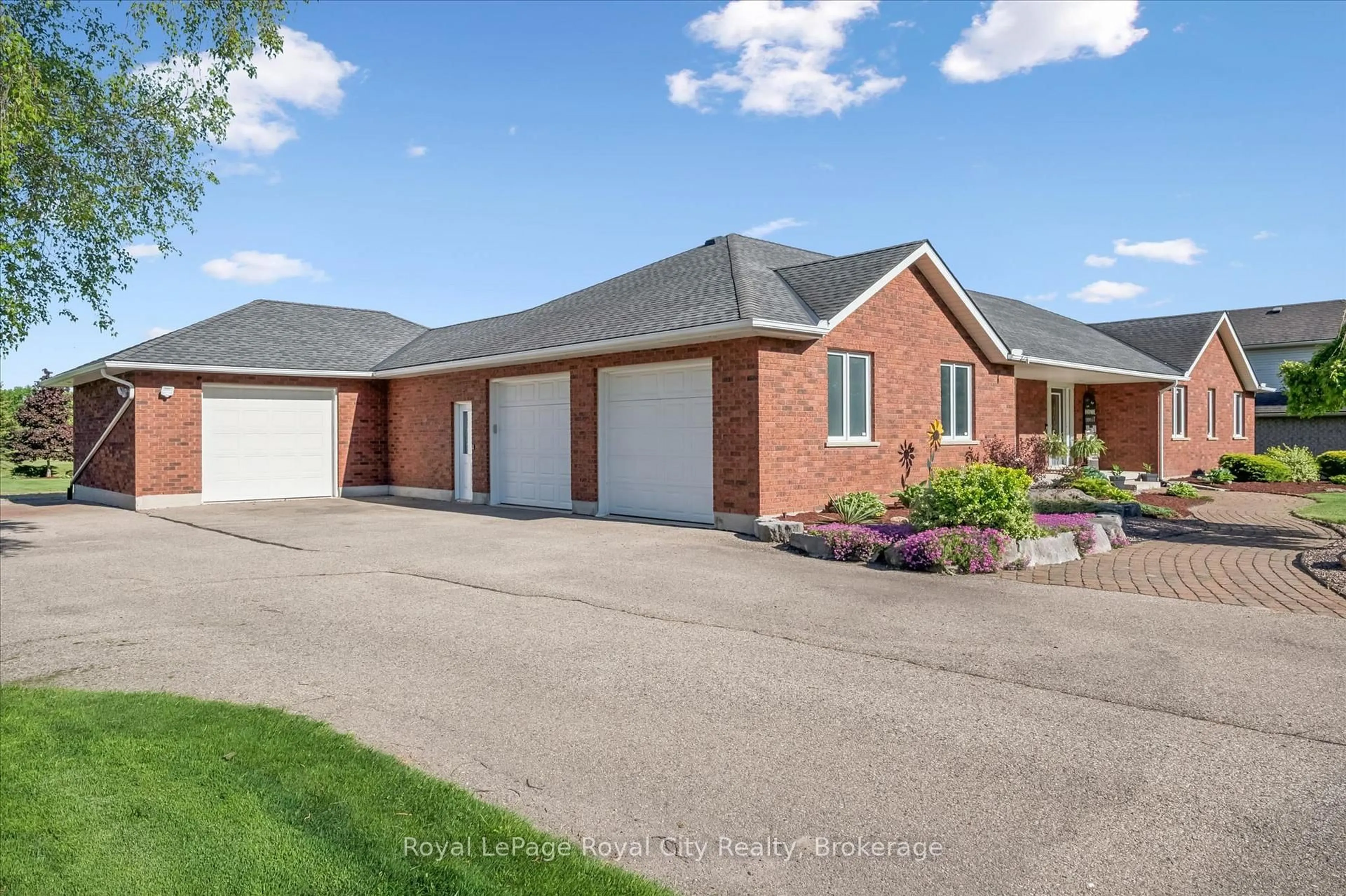 Home with brick exterior material, street for 7189 Ariss Valley Rd, Guelph/Eramosa Ontario N0B 1B0
