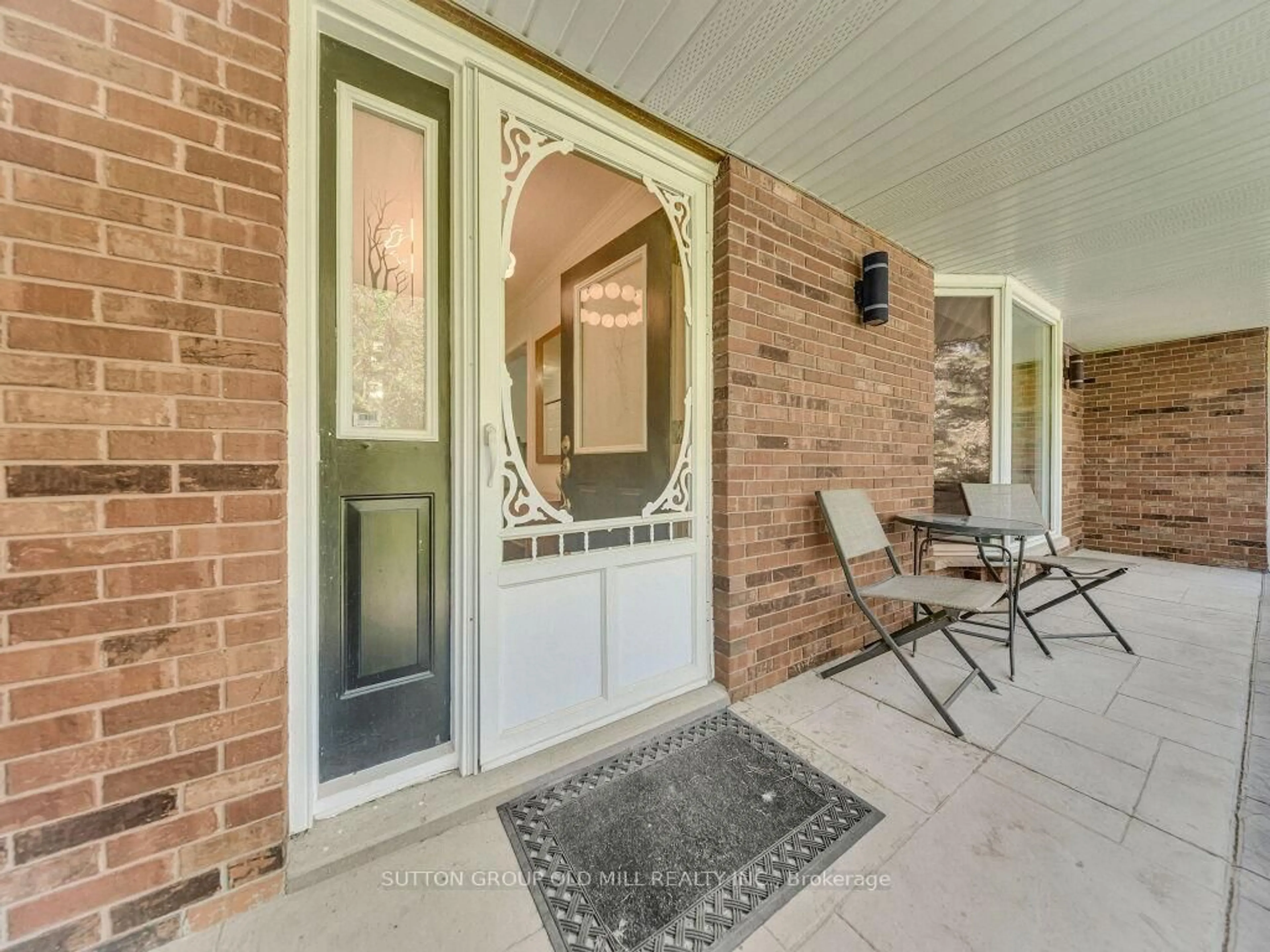 Indoor entryway for 8663 30th Sdrd, Centre Wellington Ontario N0B 1J0