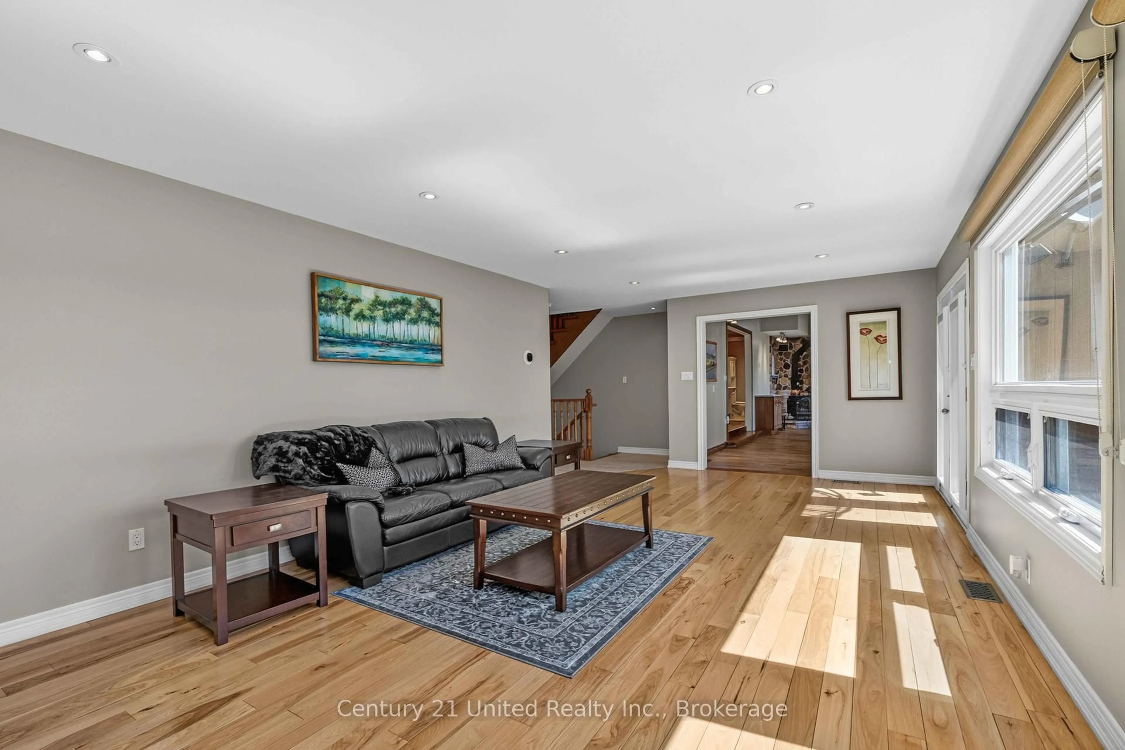 Unknown for 825 Southview Dr, Otonabee-South Monaghan Ontario K0L 1B0