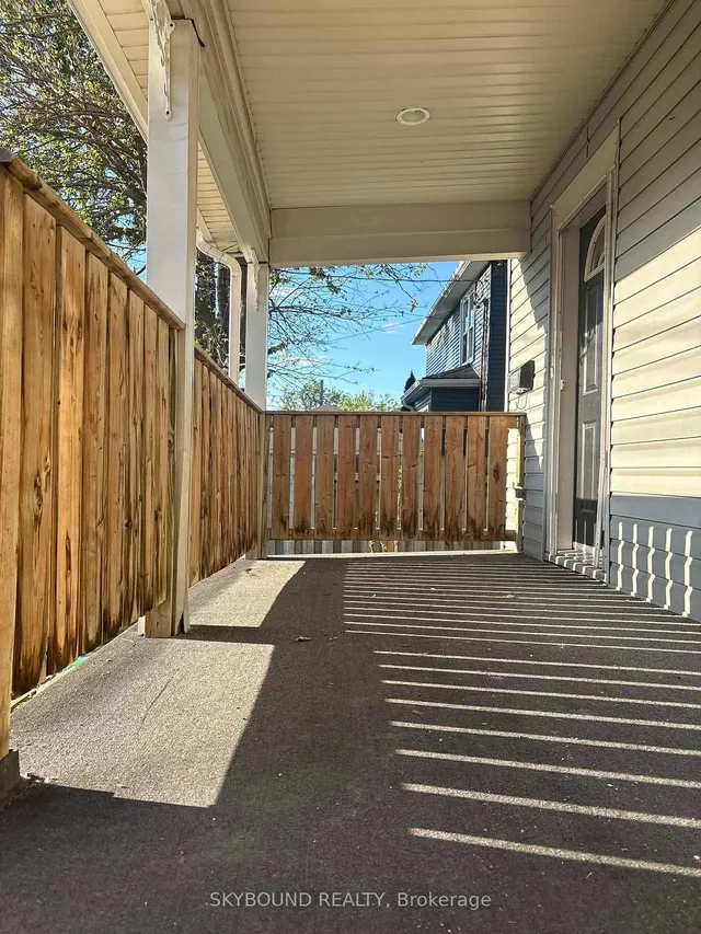 4890 Saint Clair Ave, Niagara Falls 4