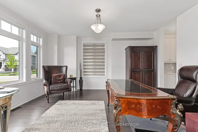 100 Stillwater Cres, Blue Mountains 2